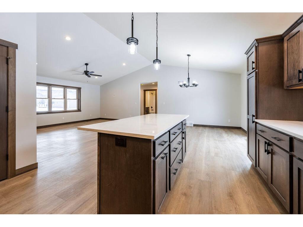 1827 Golden Gate Holmen WI 54636 1948376 image16