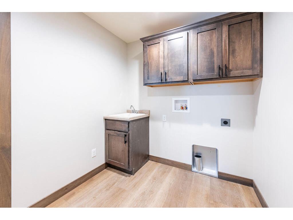 1827 Golden Gate Holmen WI 54636 1948376 image18