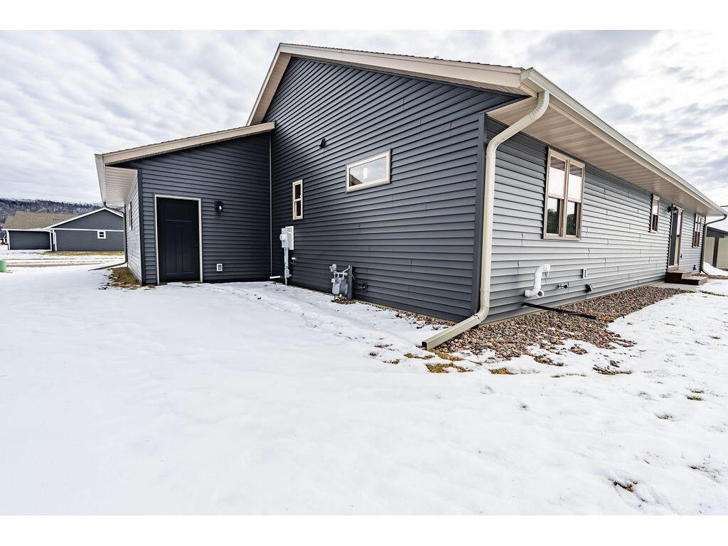 1827 Golden Gate Holmen WI 54636 1948376 image28
