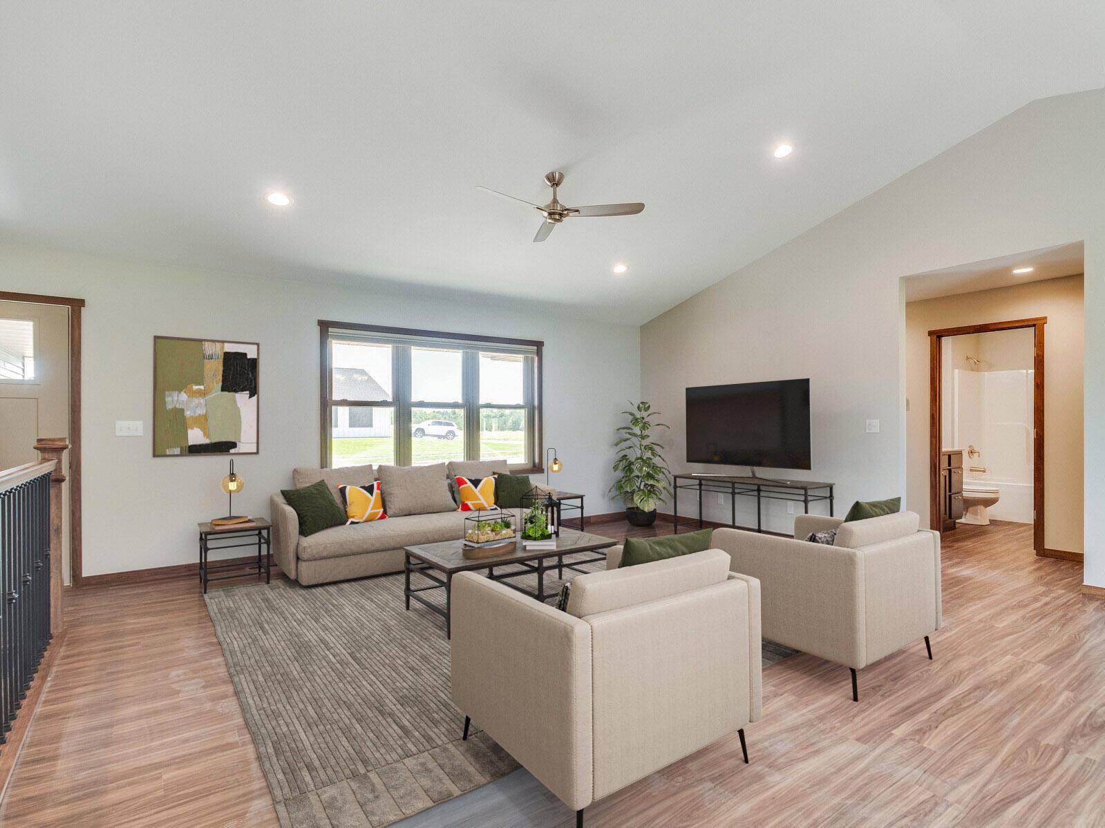 1827 Golden Gate Holmen WI 54636 1948376 image3