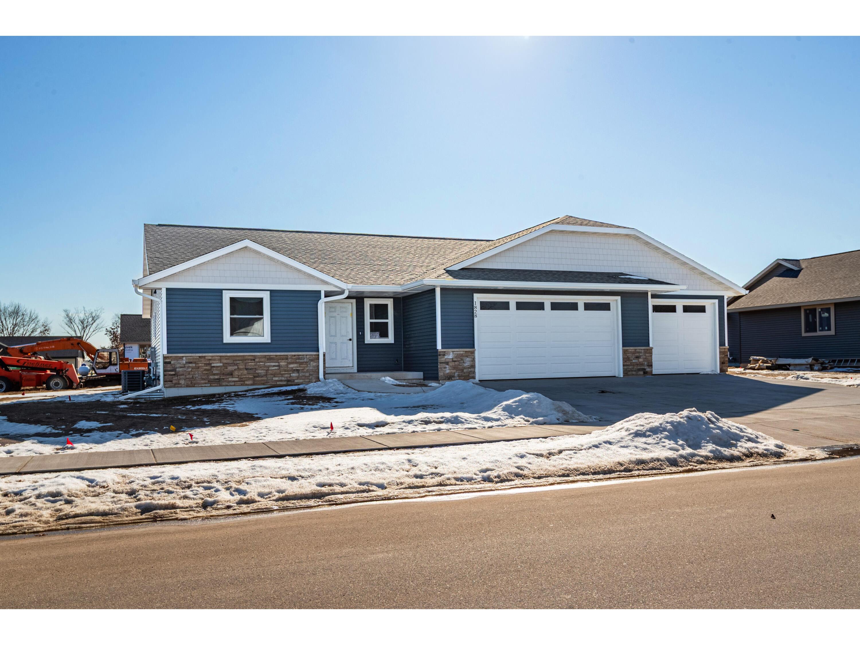 1828 Arches Holmen WI 54636 1940334 image20