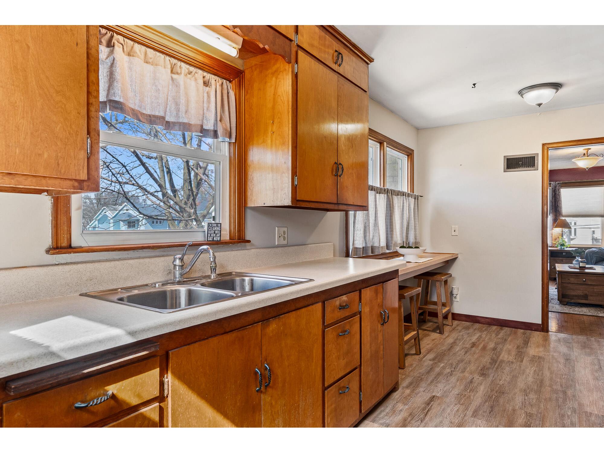1830 Prospect La Crosse WI 54603 1955089 image11