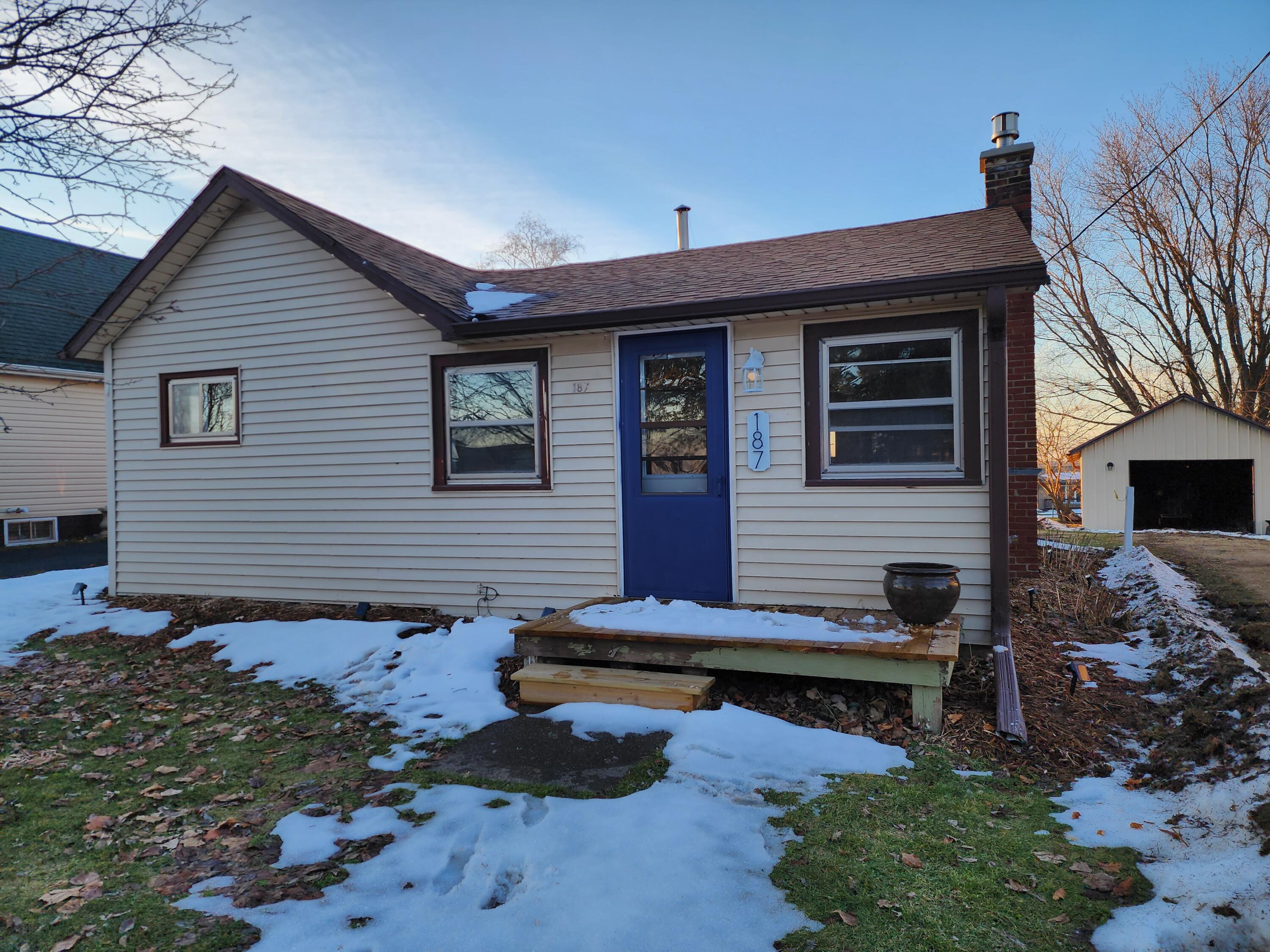 187 S Main Mount Sterling WI 54631 1863481 image1
