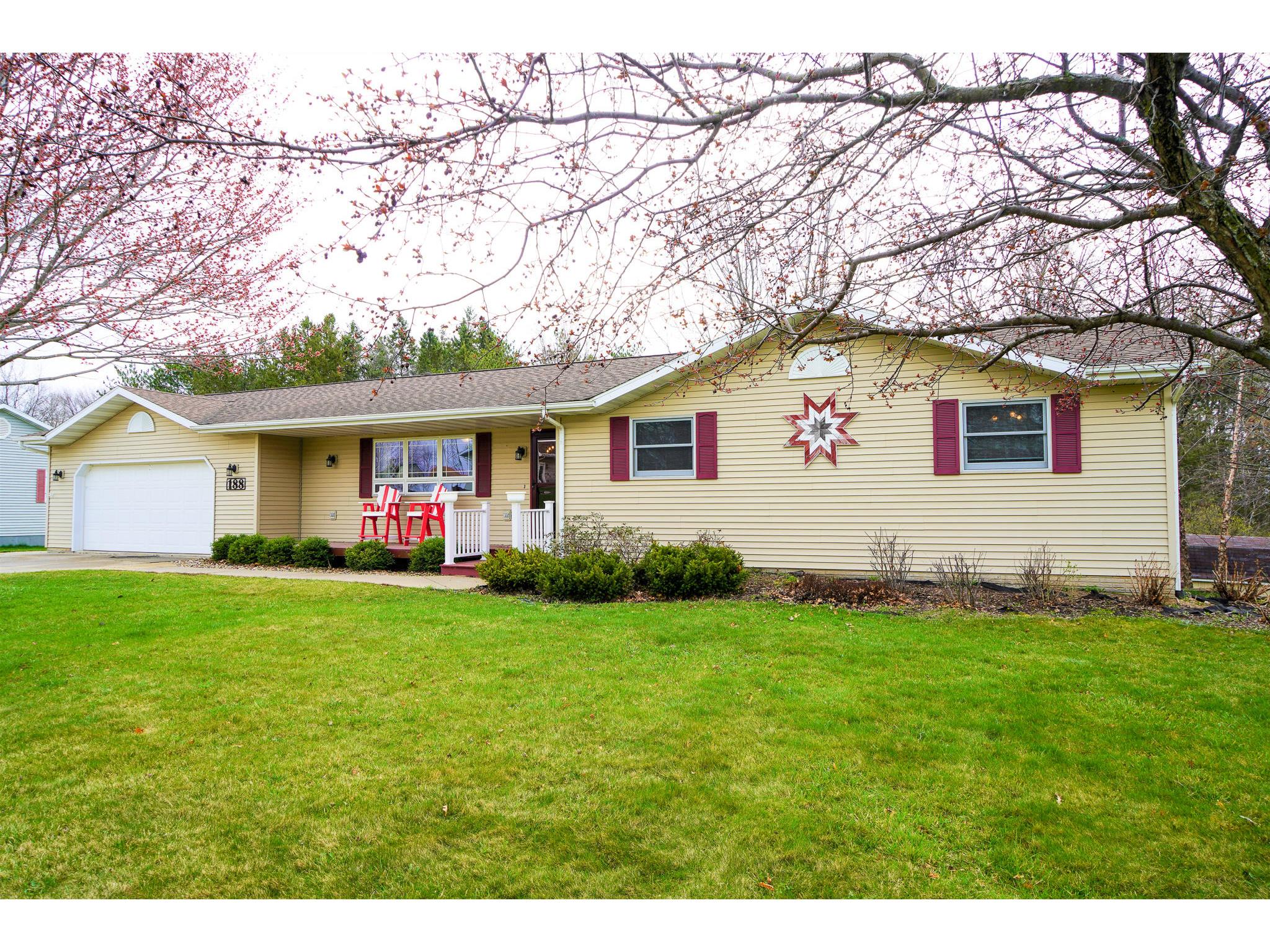 188 Katie Ln, Cashton, WI 54619 MLS 1734429 Edina Realty