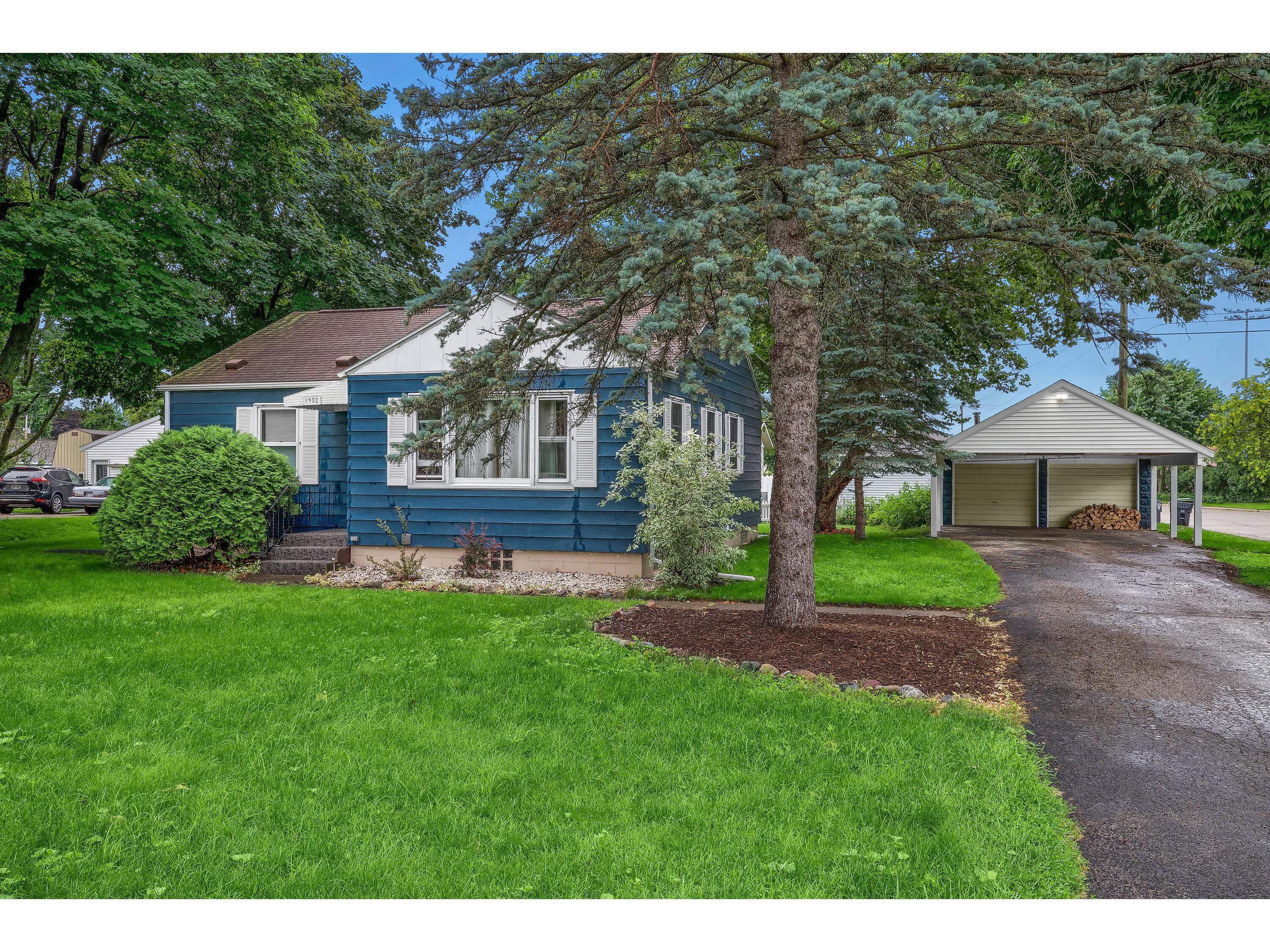 1902 29th St S La Crosse WI 54601 1882137 image1