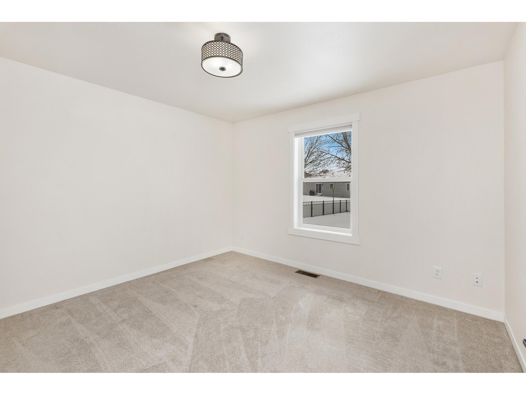 1902 Brooklyn Holmen WI 54636 1954394 image23