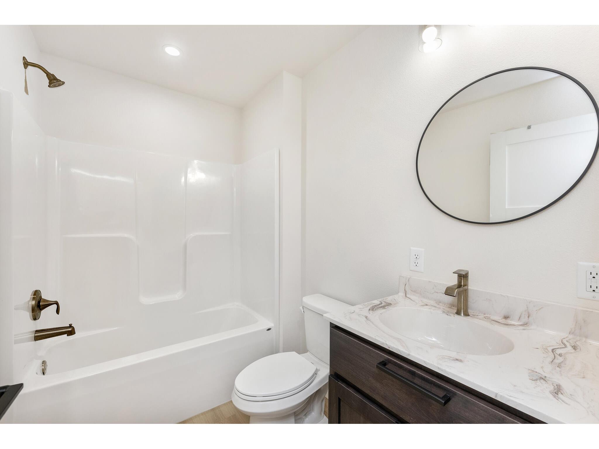 1902 Brooklyn Holmen WI 54636 1954394 image24