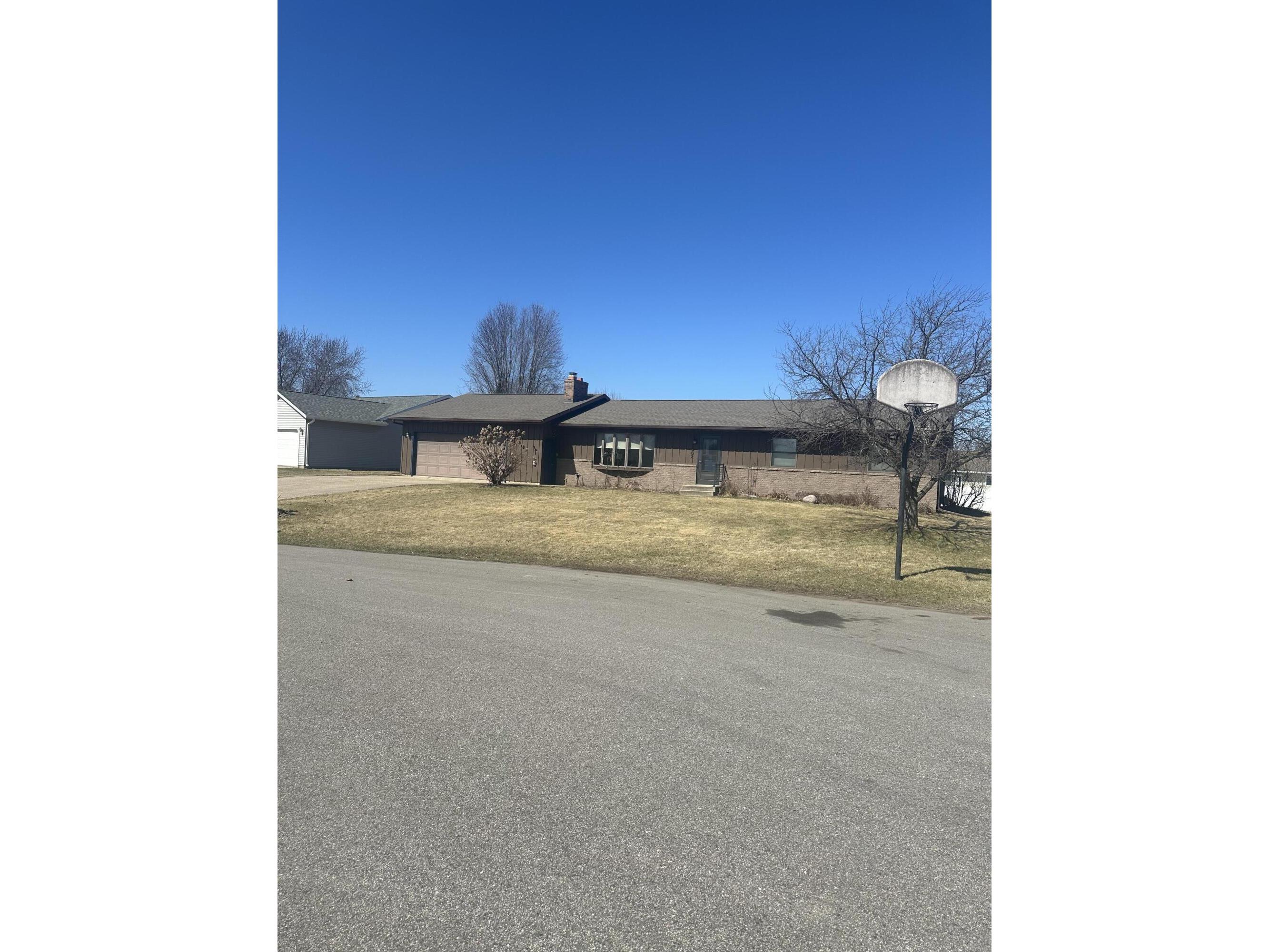 1902 Buol Bangor WI 54614 1912126 image1