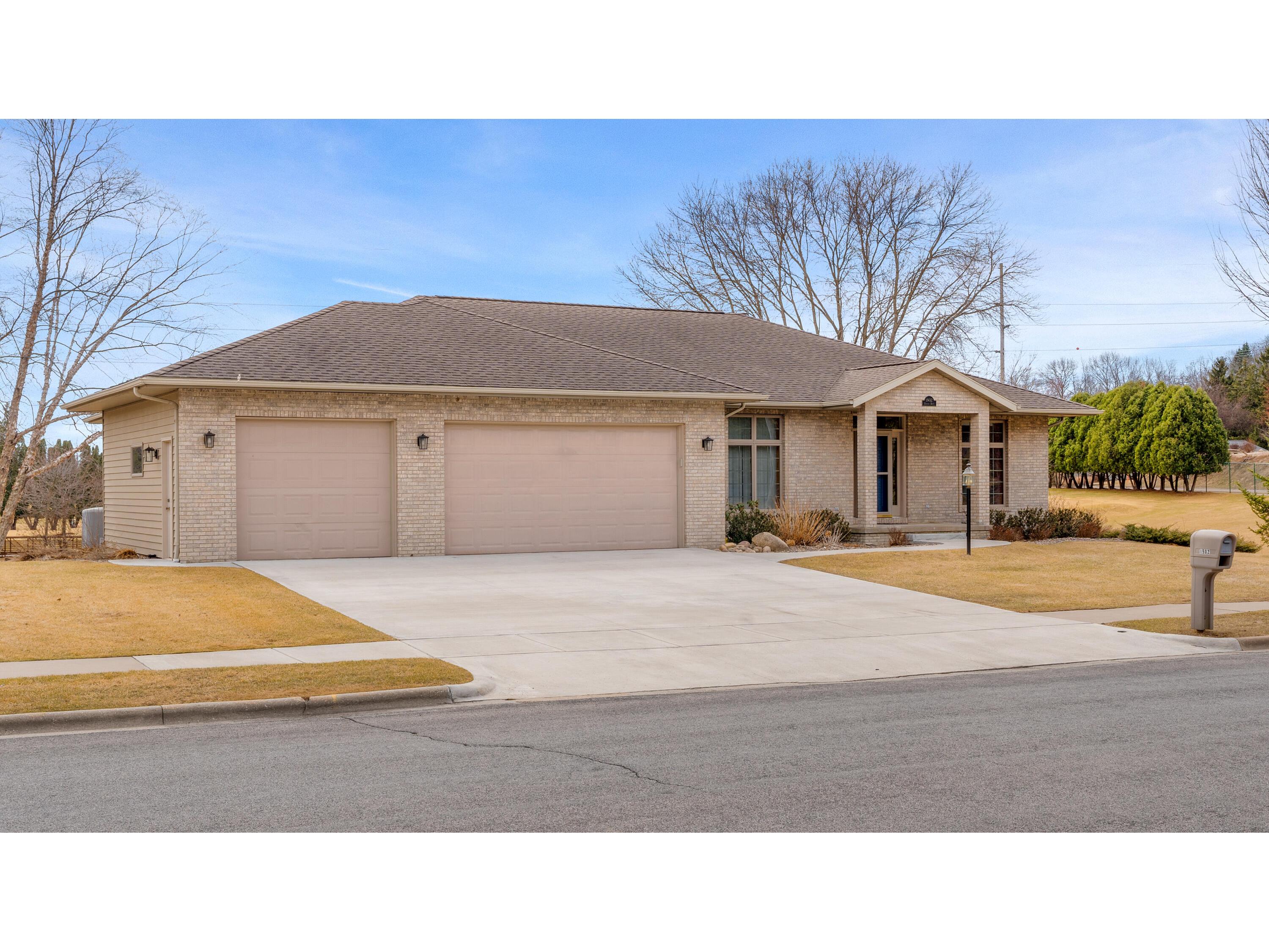 1902 Evenson Onalaska WI 54650 1911043 image1