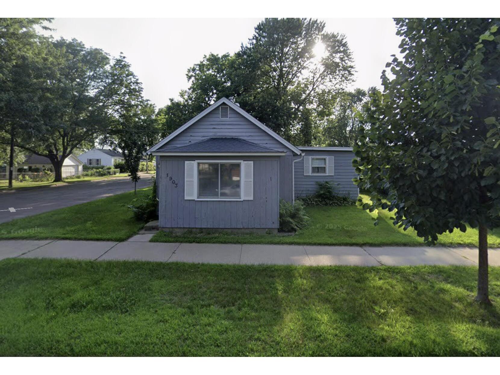 1903 Avon La Crosse WI 54603 1956835 image1