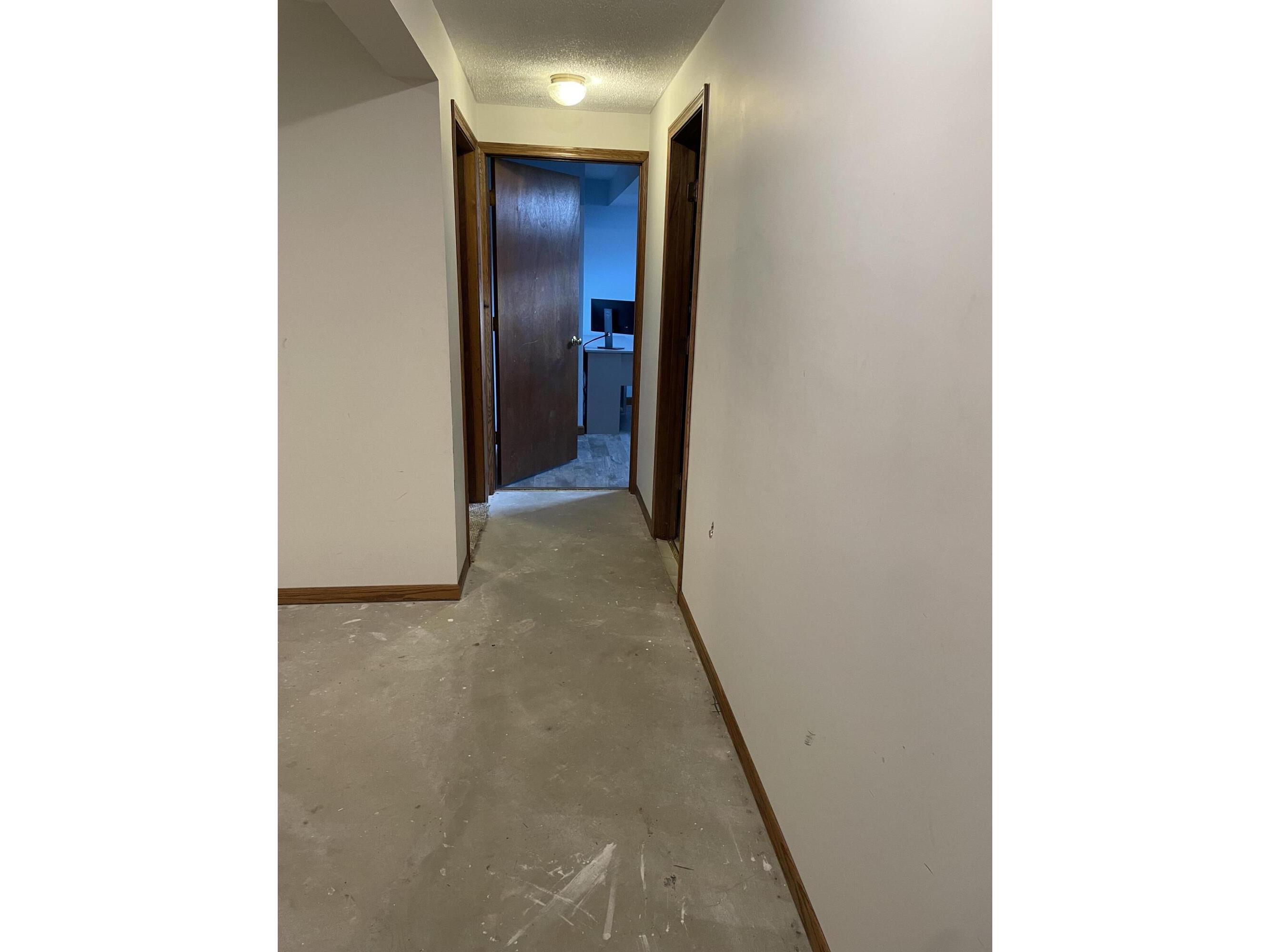 1905 Henry Johns Bangor WI 54614 1934253 image22