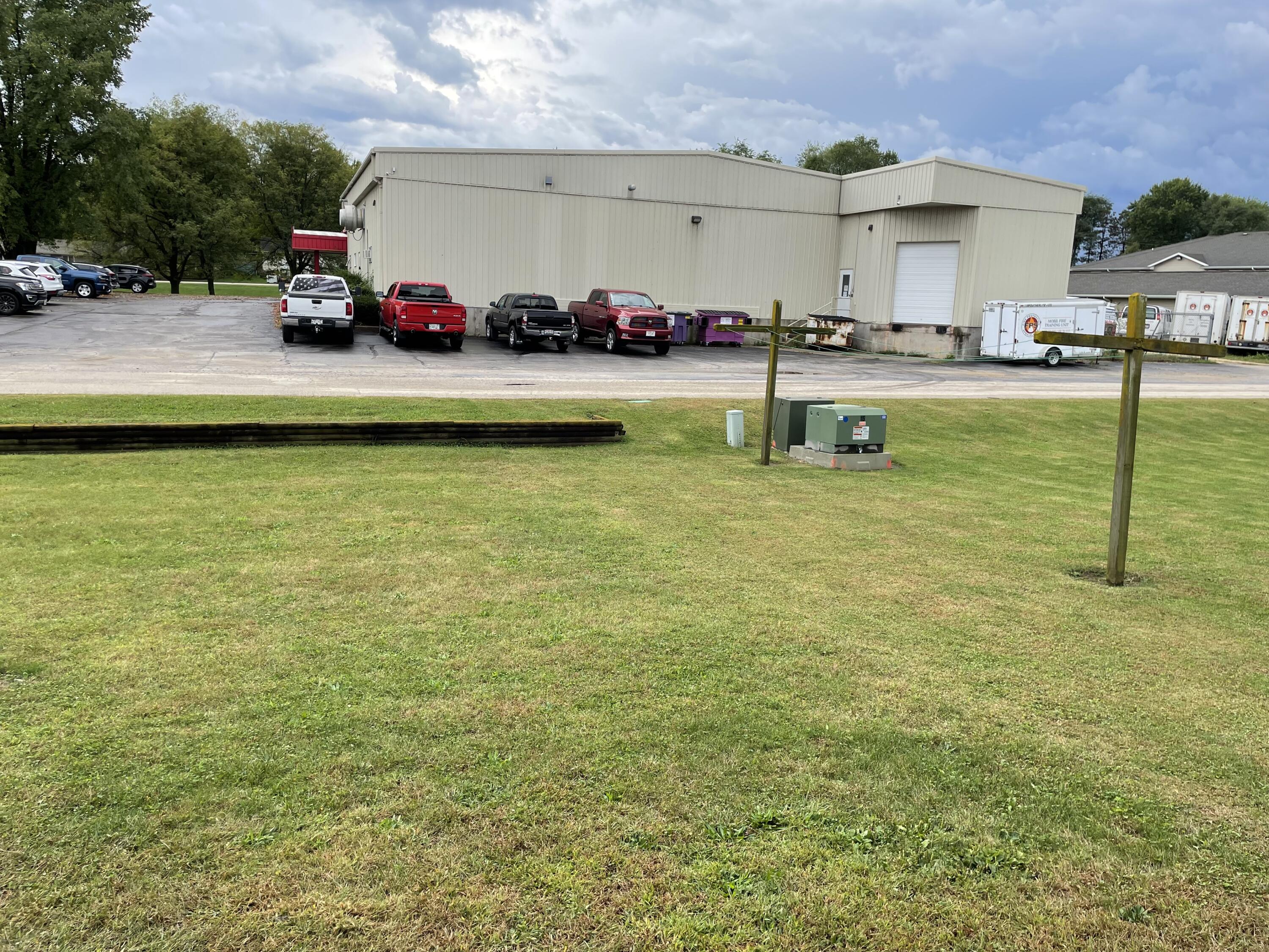 1905 Henry Johns Bangor WI 54614 1934253 image38