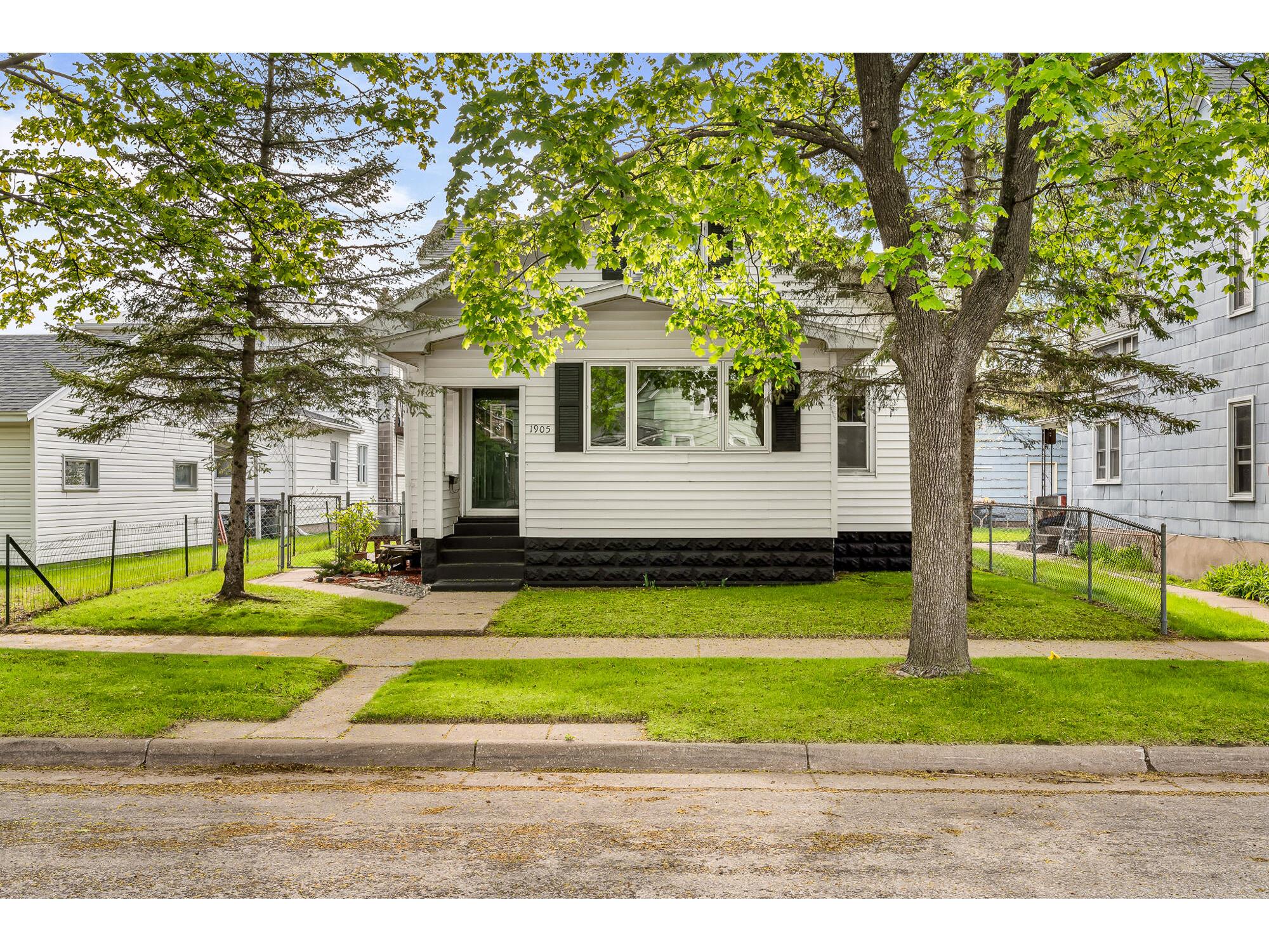 1905 Wood La Crosse WI 54603 1960355 image2