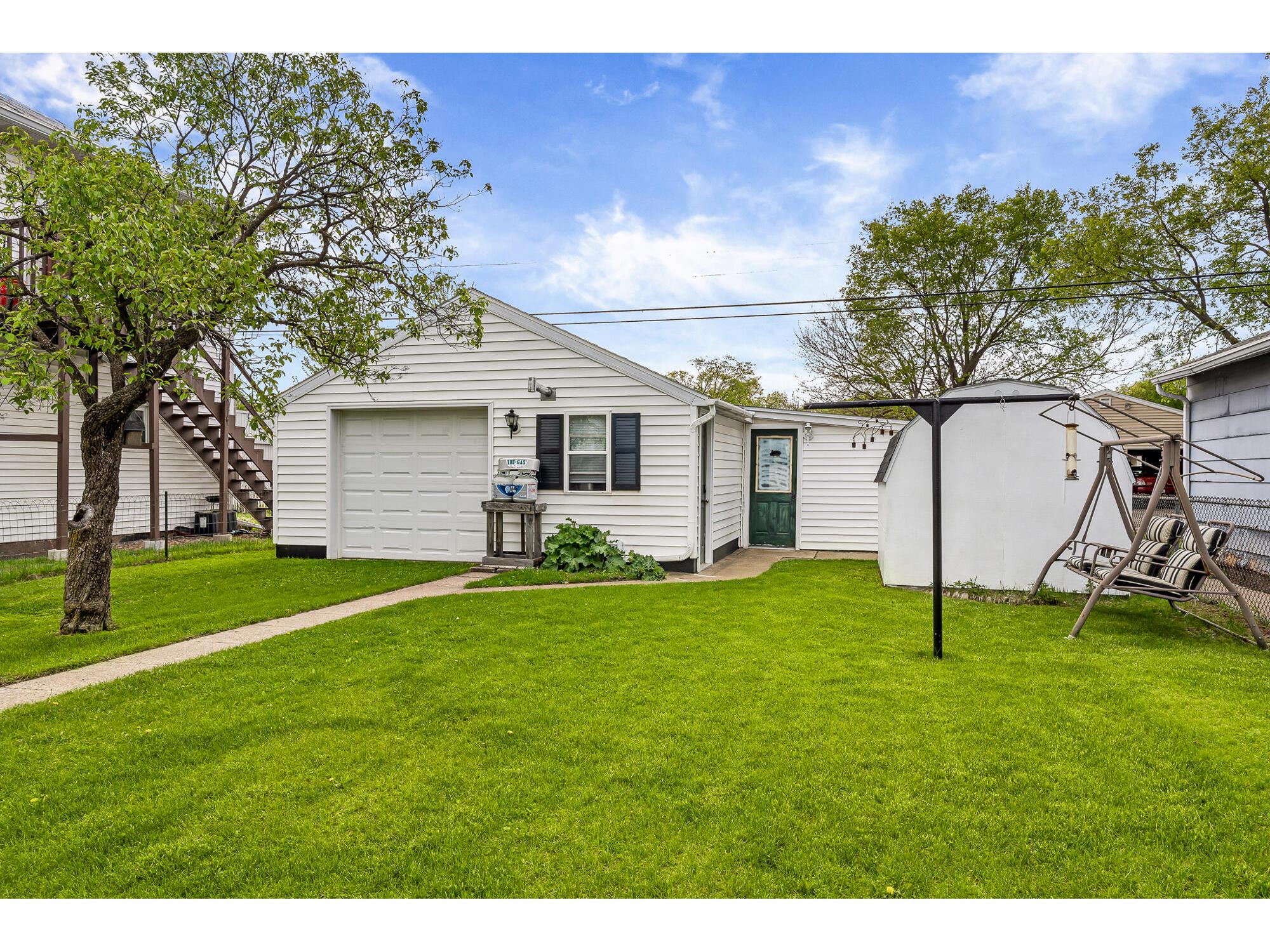 1905 Wood La Crosse WI 54603 1960355 image30