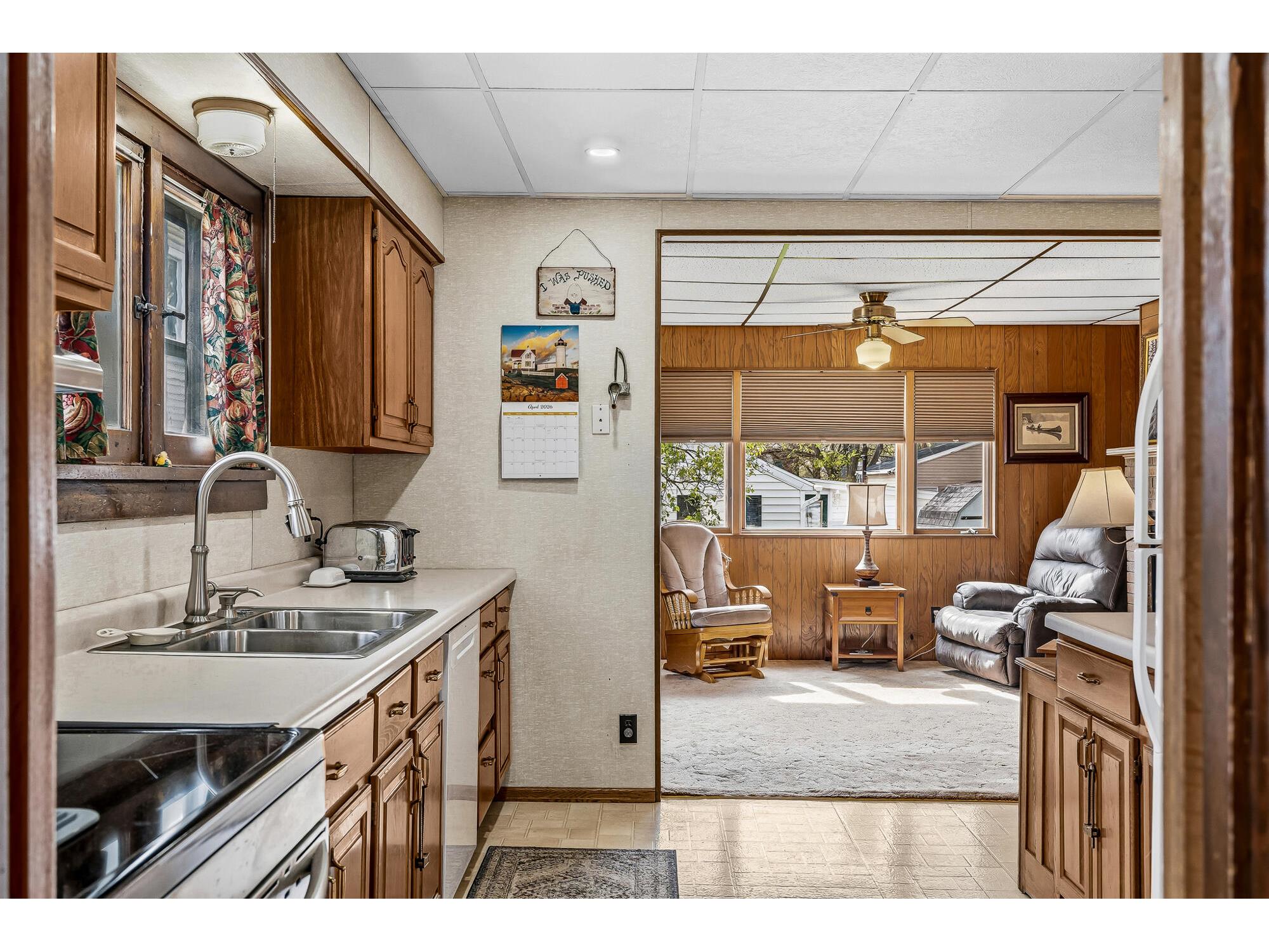 1905 Wood La Crosse WI 54603 1960355 image8