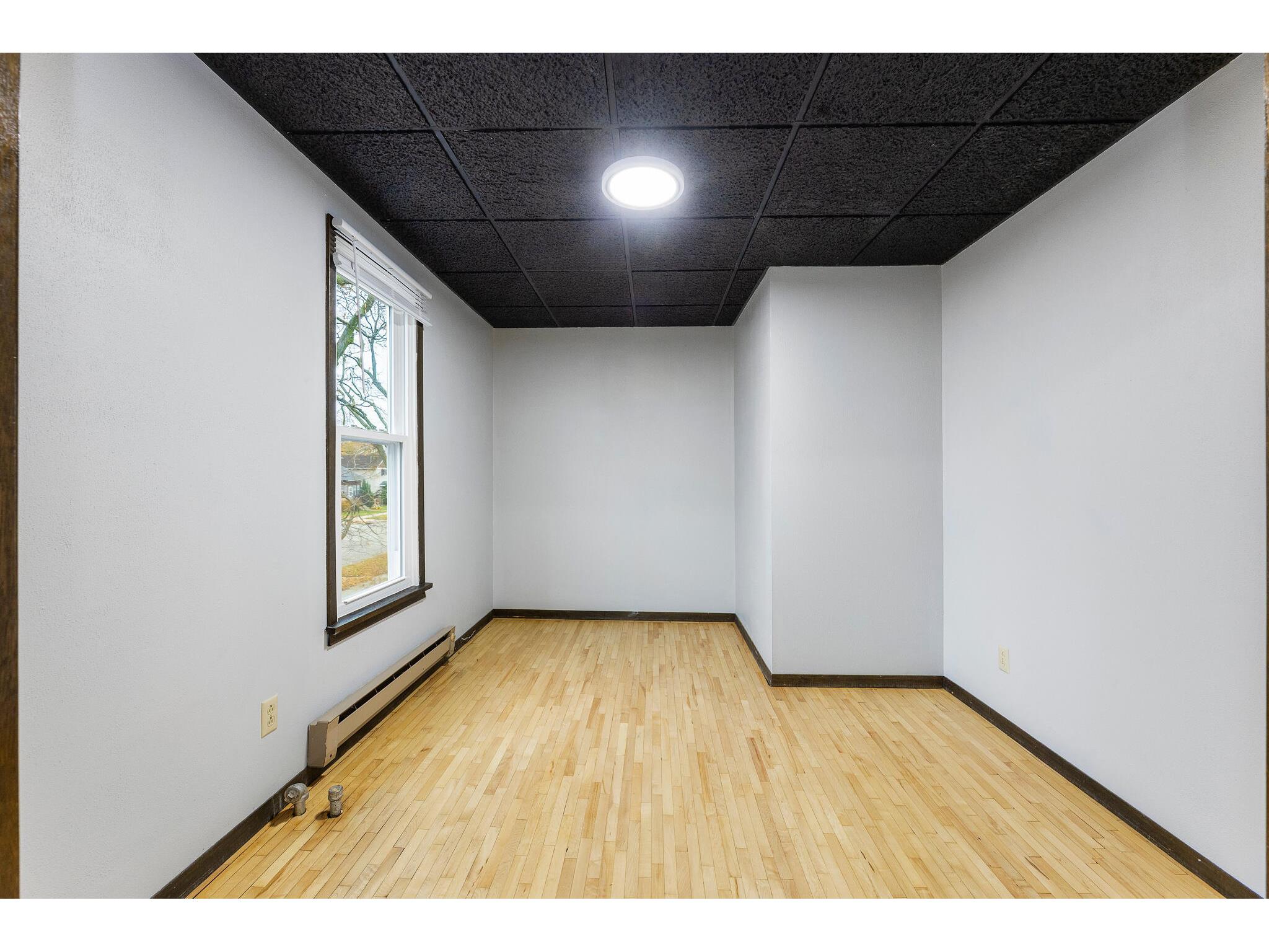 1909-1911 Kane La Crosse WI 54603 1946222 image22