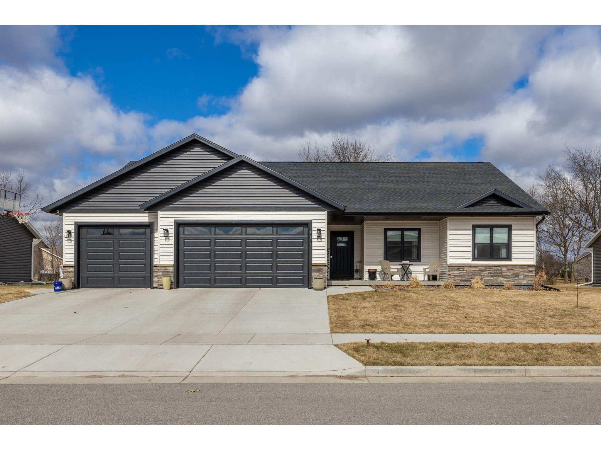 1909 Arches Holmen WI 54636 1954091 image1