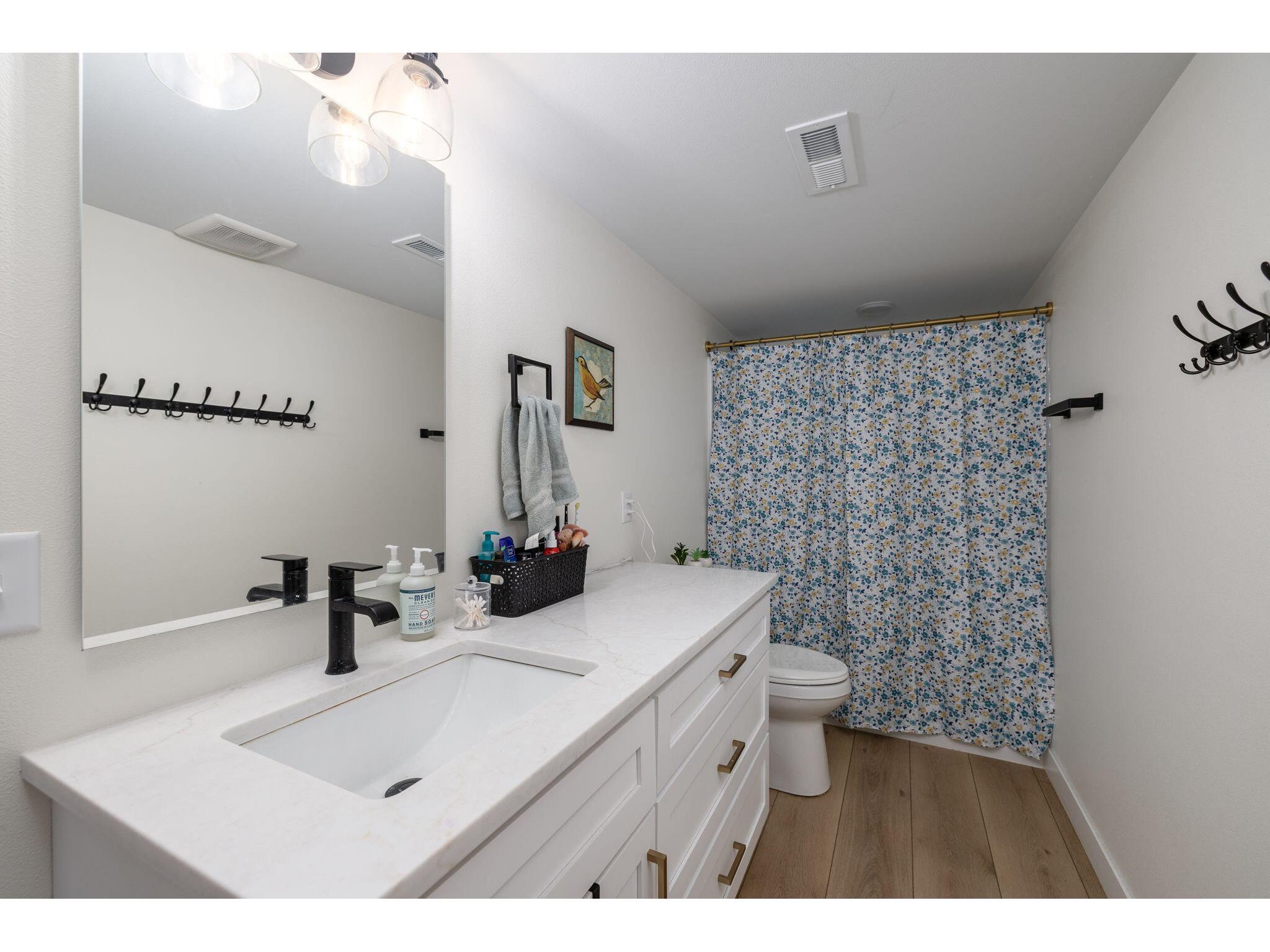 1909 Arches Holmen WI 54636 1954091 image21
