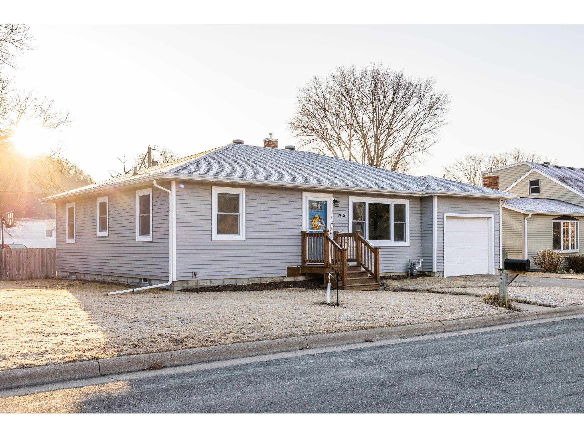 1915 30th La Crosse WI 54601 1909393 image1