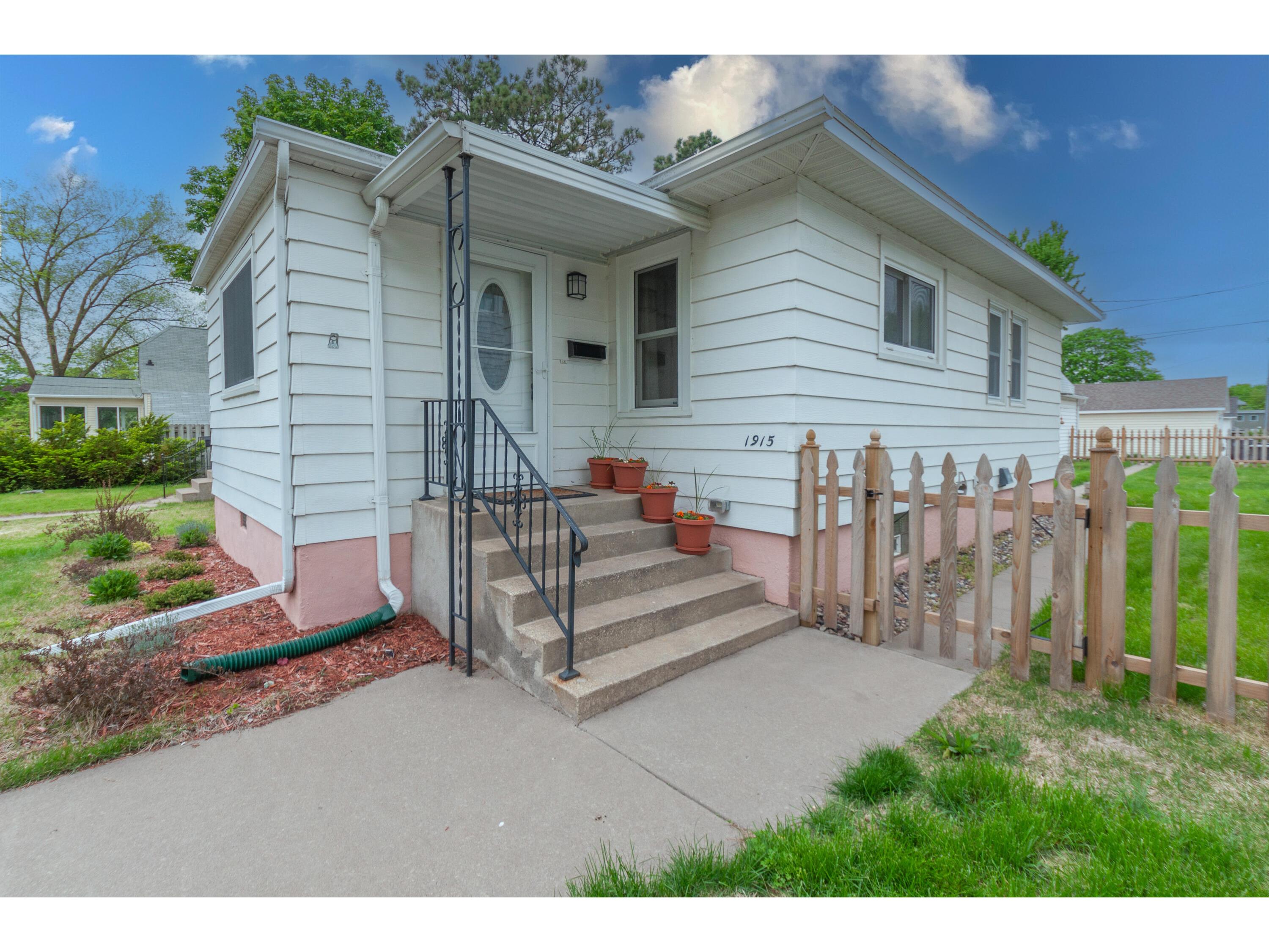 1915 Farnam La Crosse WI 54601 1874768 image1