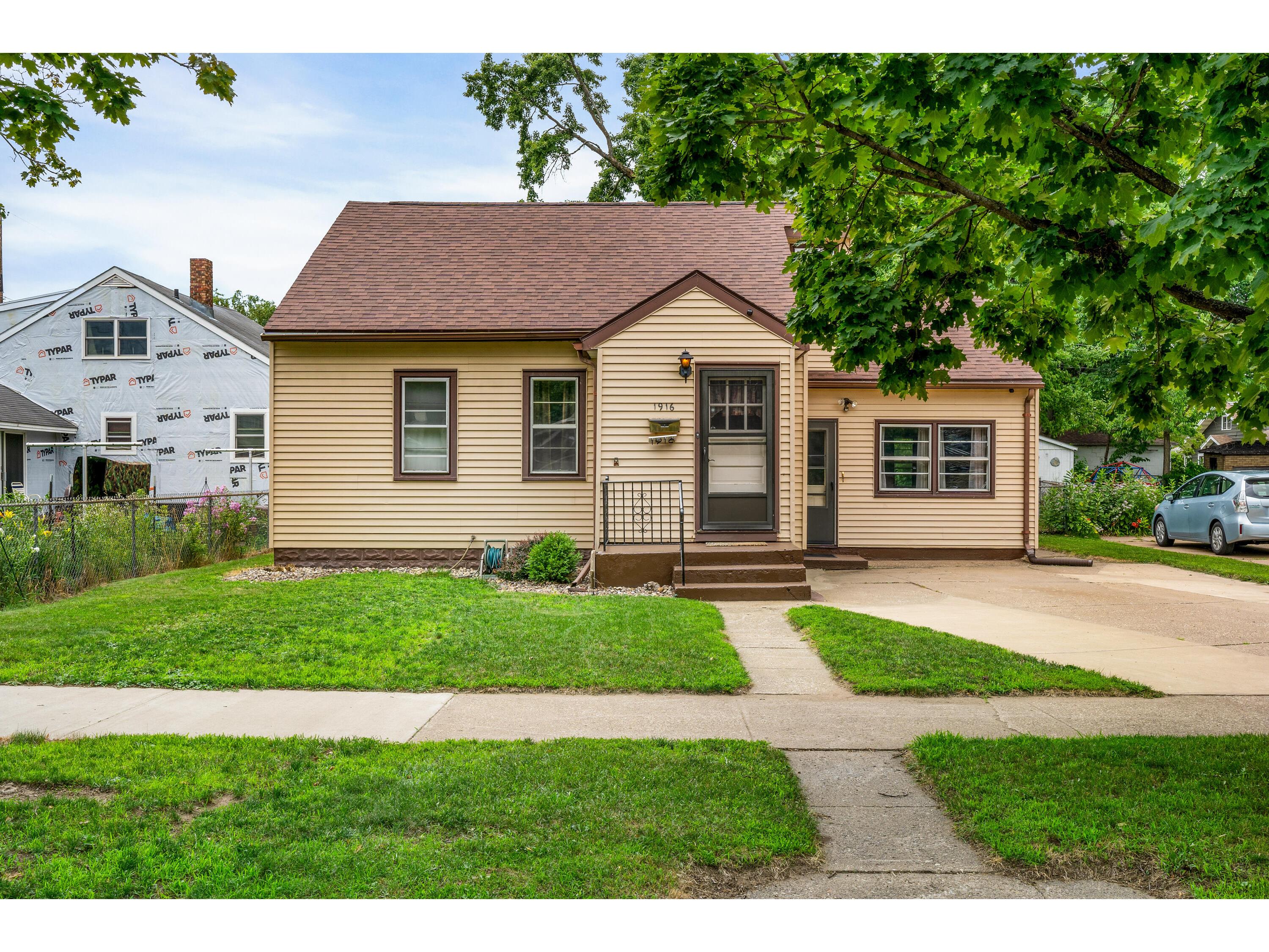 1916 14th La Crosse WI 54601 1842831 image1