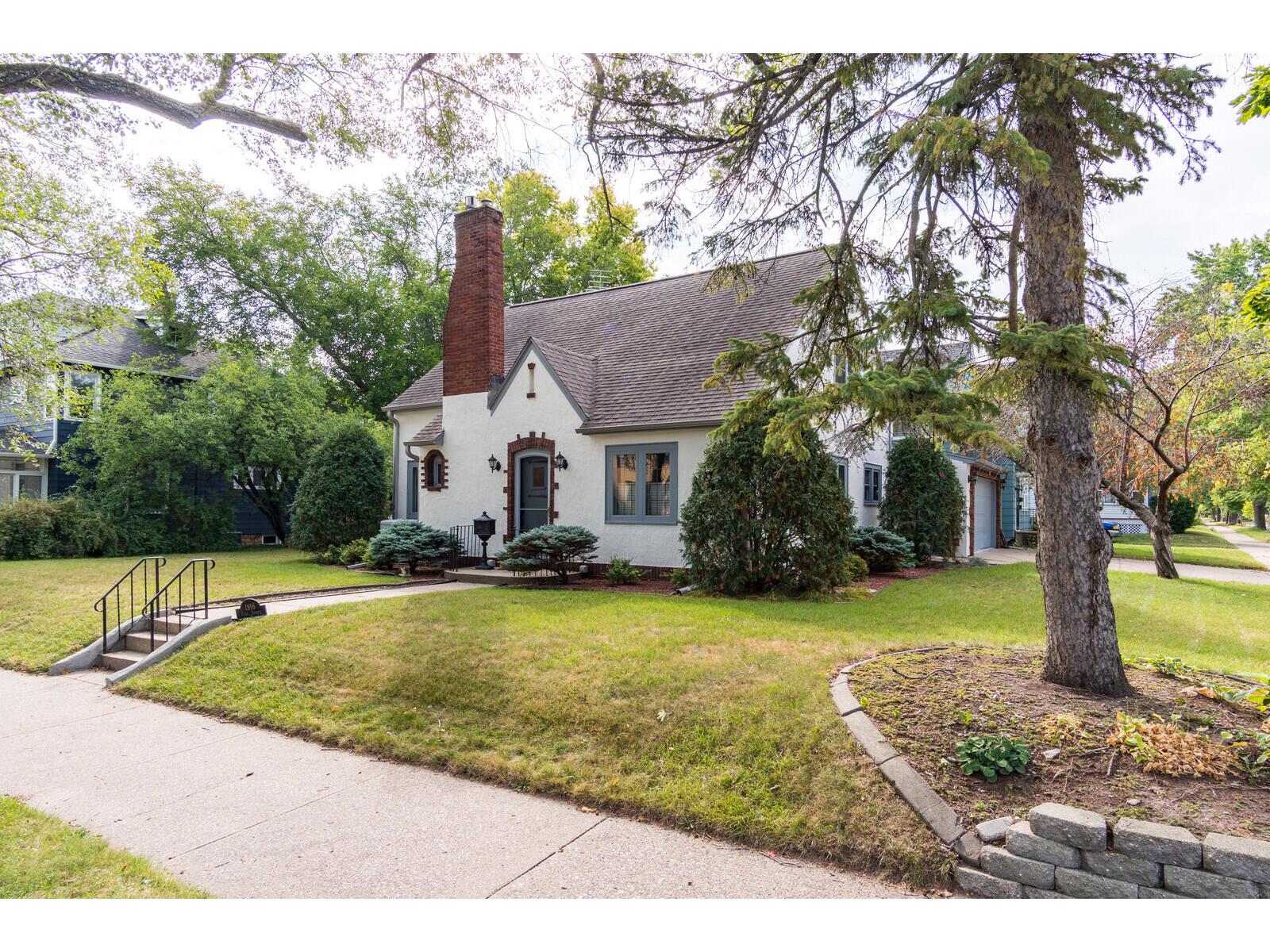 1916 Cass La Crosse WI 54601 1851332 image1