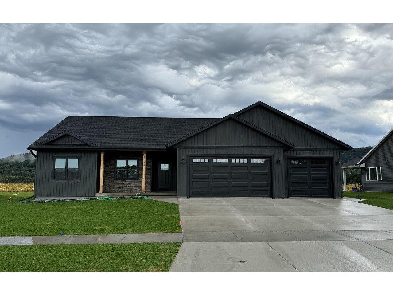 1919 Arches Holmen WI 54636 1908841 image1