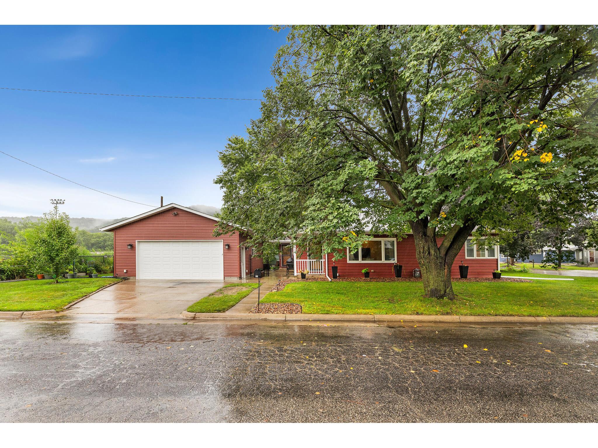 1919 Strong La Crosse WI 54601 1931601 image1