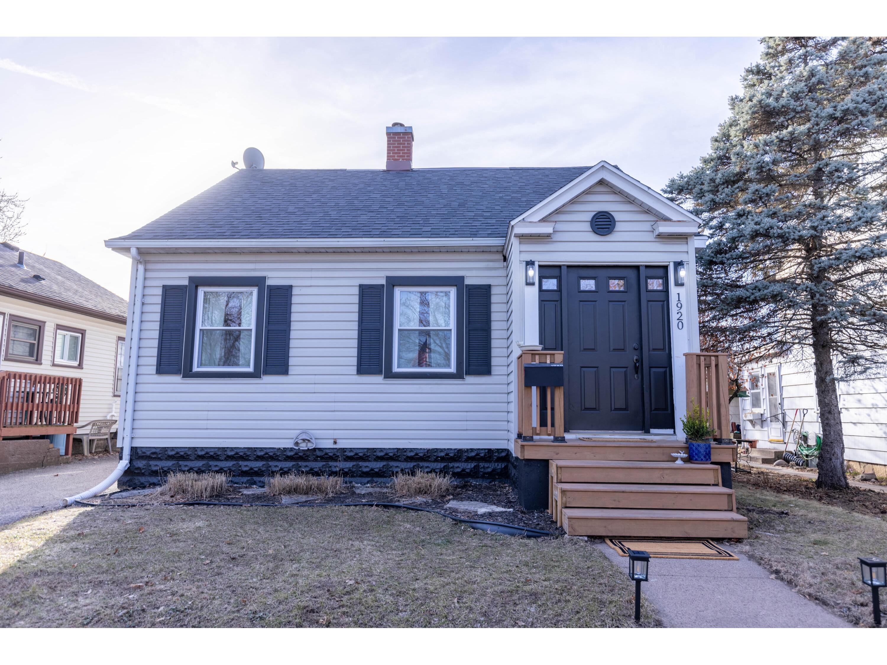 1920 16th La Crosse WI 54601 1953476 image1