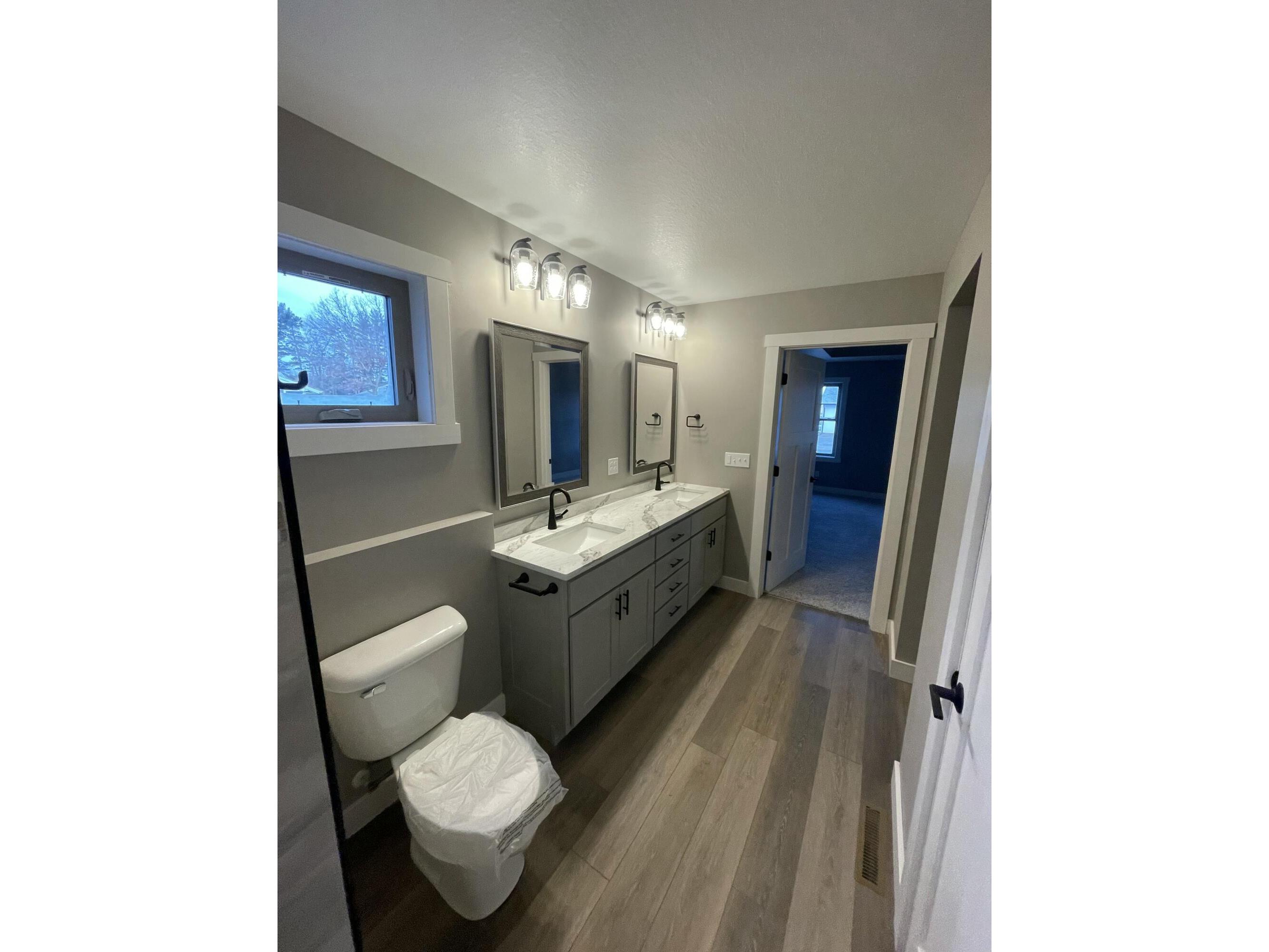 1927 Golden Gate Holmen WI 54636 1941853 image9