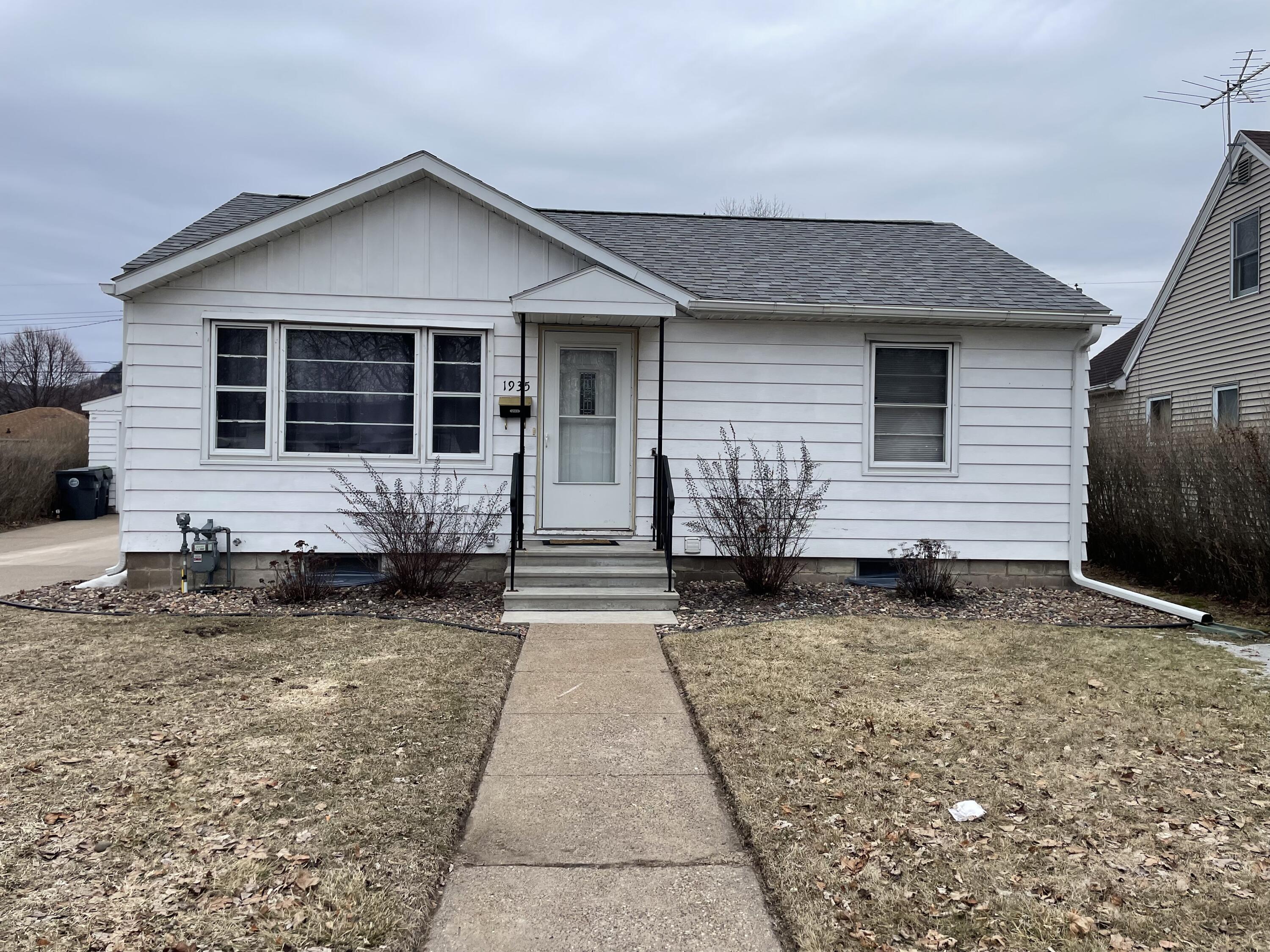 1935 21st La Crosse WI 54601 1826861 image1