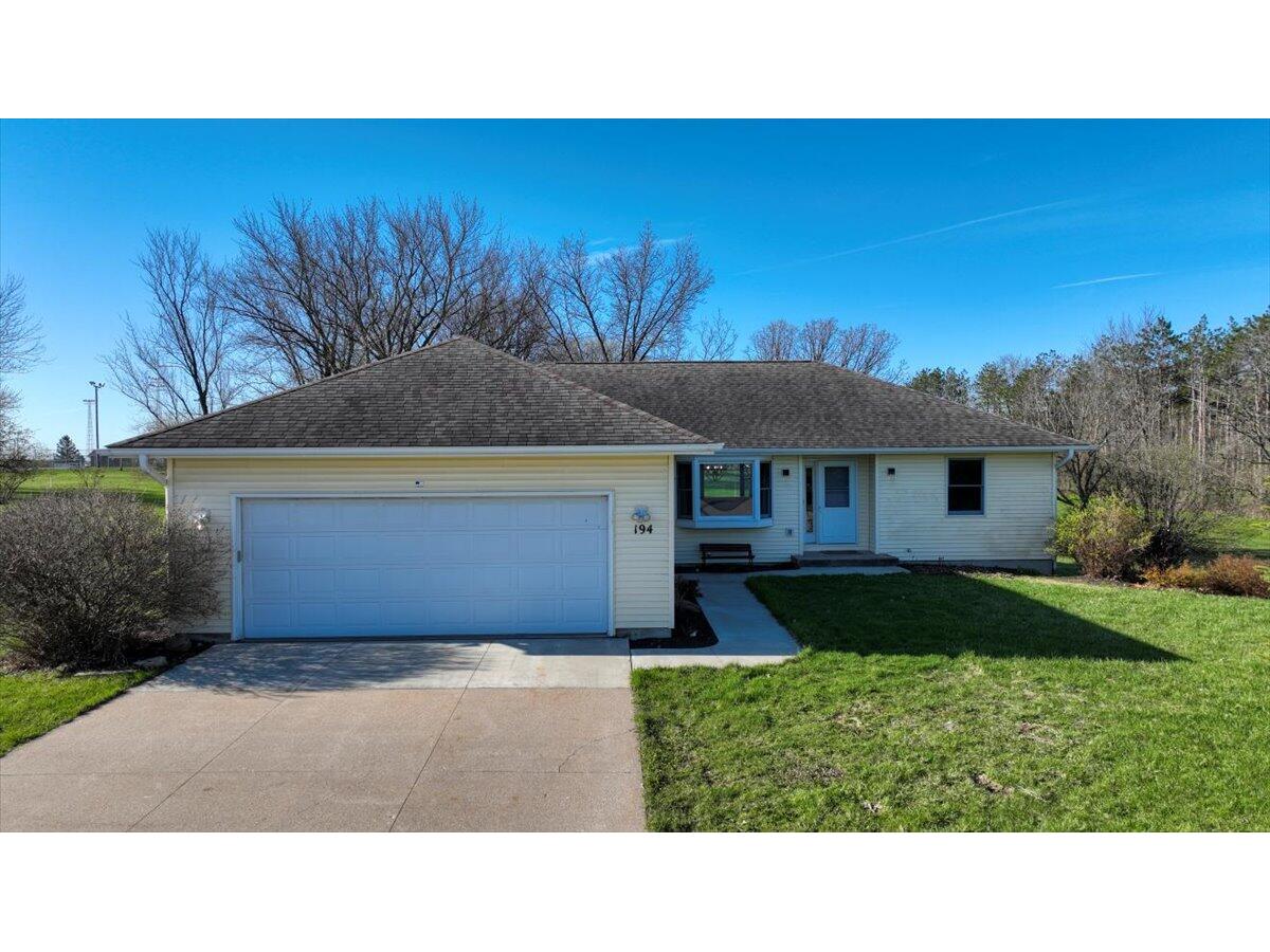 194 Katie Cashton WI 54619 1833039 image1