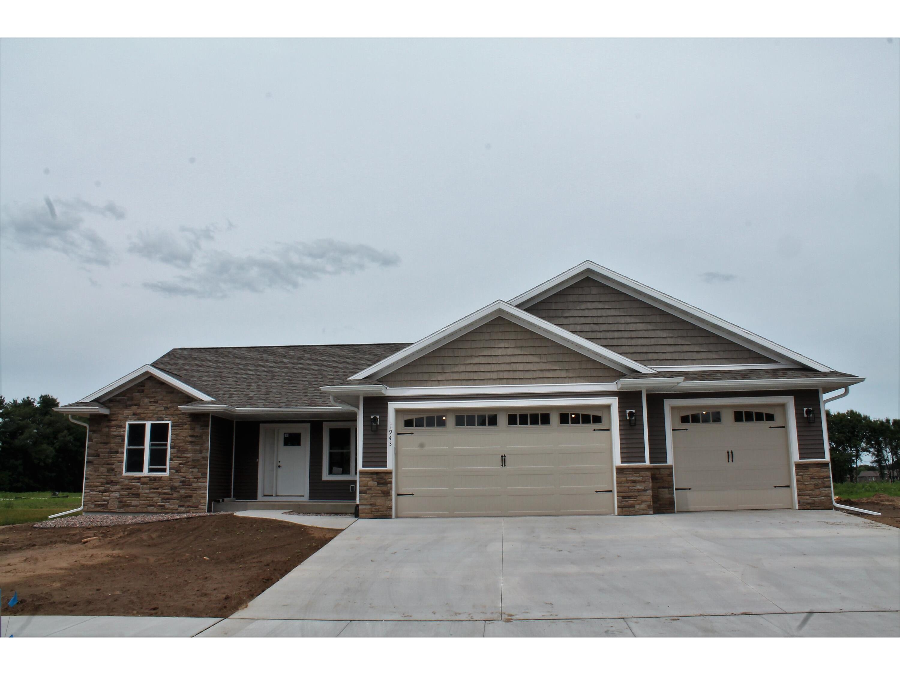 1943 Brooklyn Holmen WI 54636 1833190 image1
