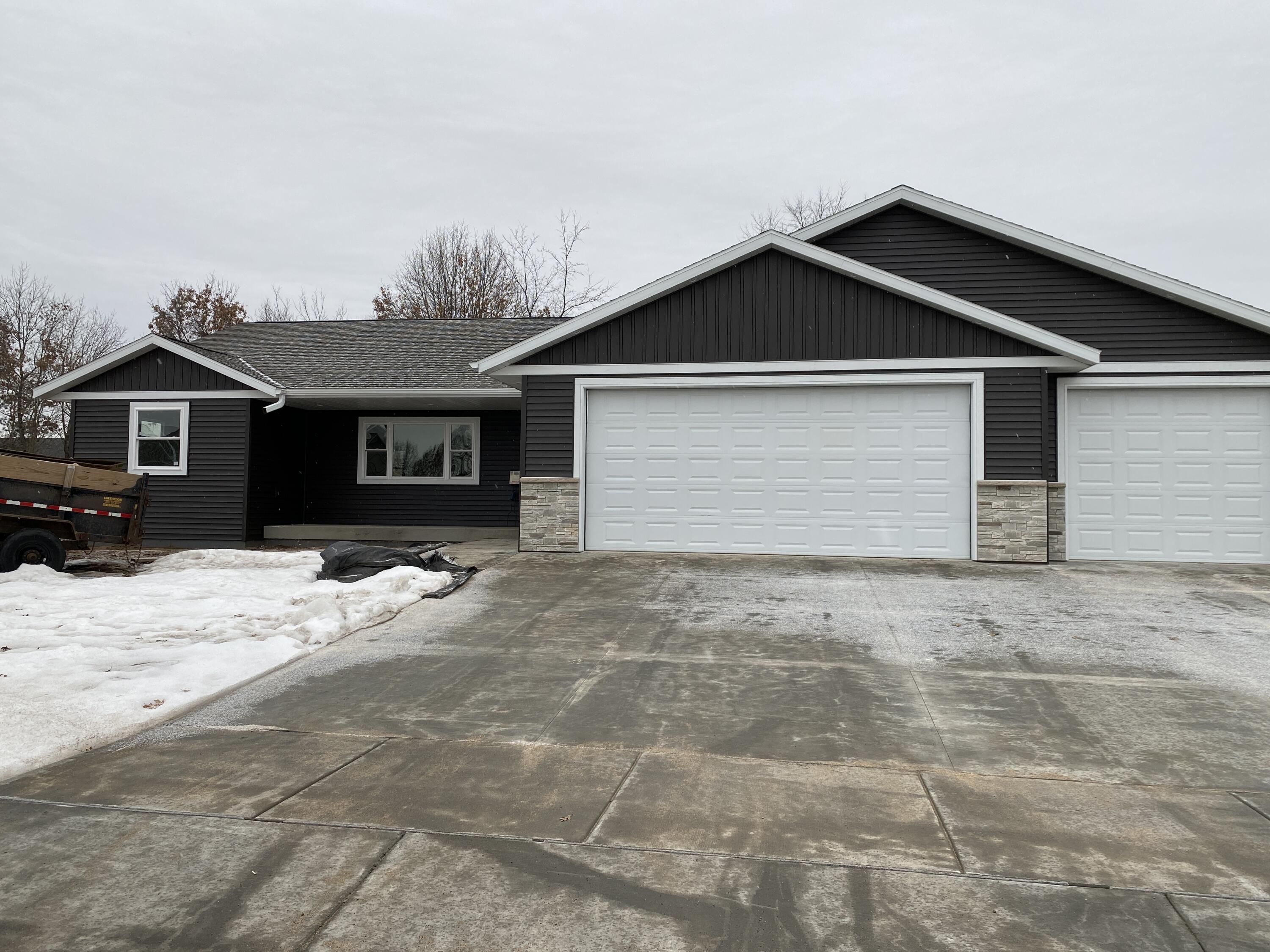 1952 Brooklyn Holmen WI 54636 1807744 image1