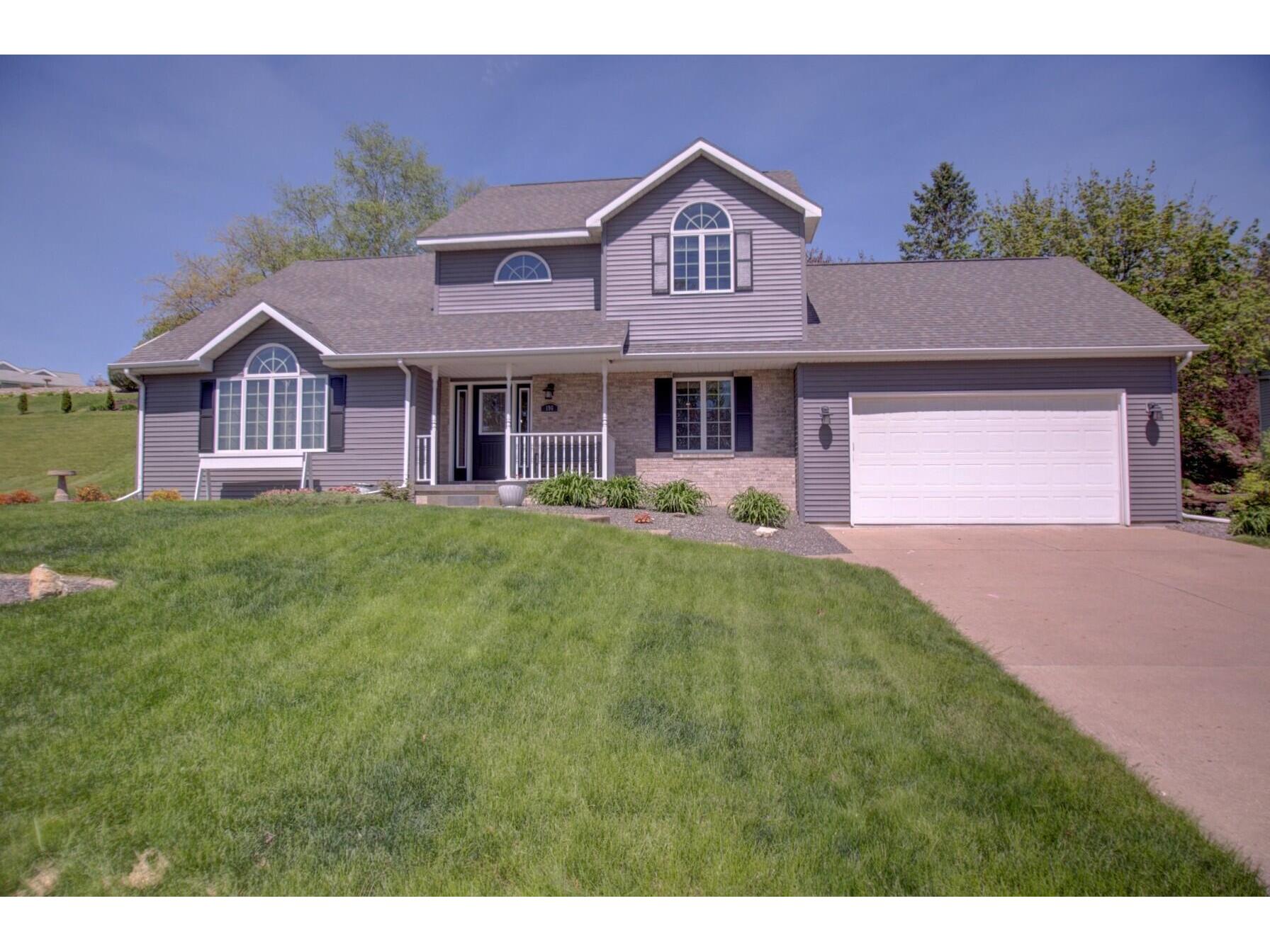 196 McIntosh La Crescent MN 55947 1875466 image1