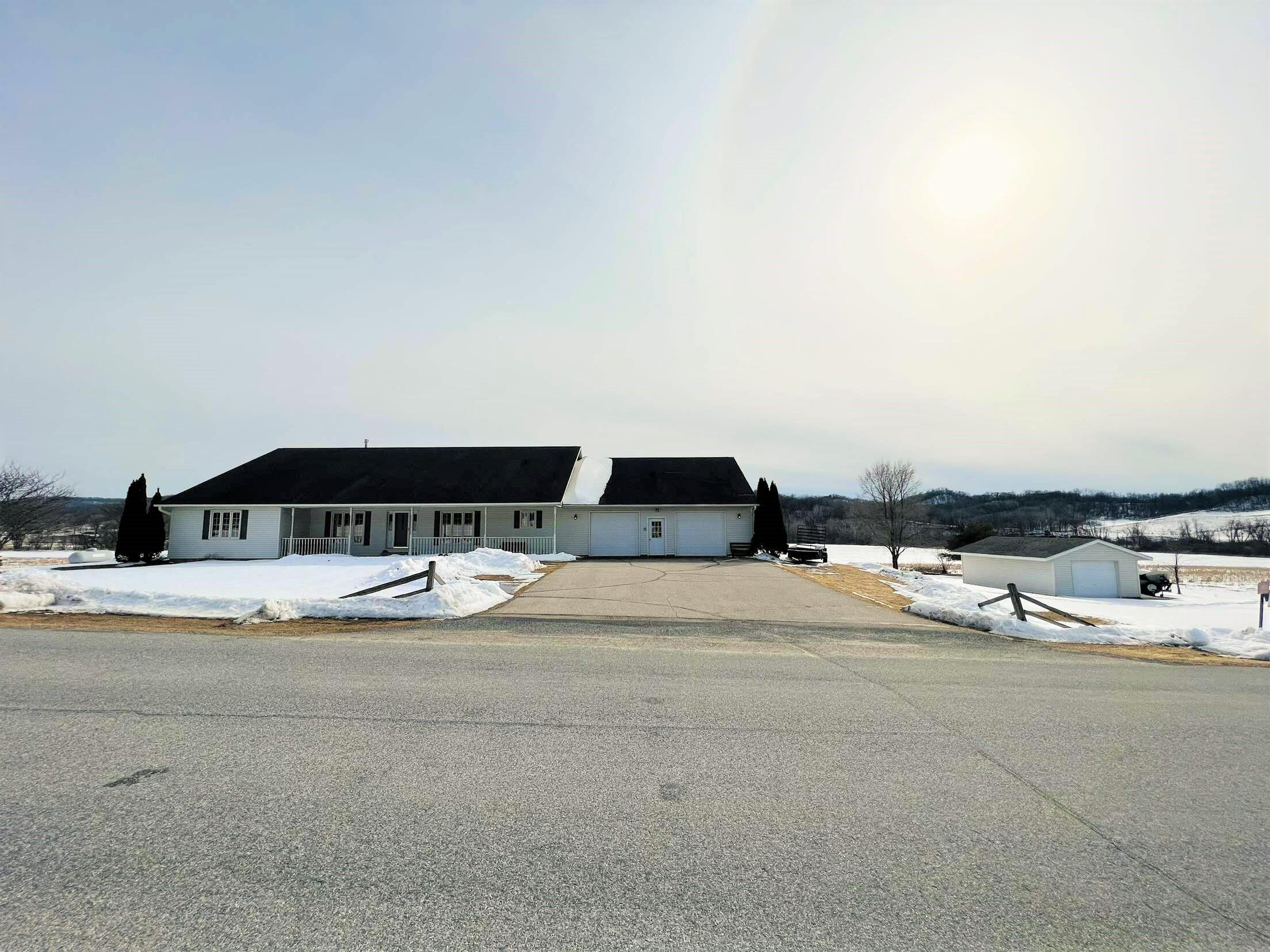 19913 Kale Leon WI 54656 1826240 image1