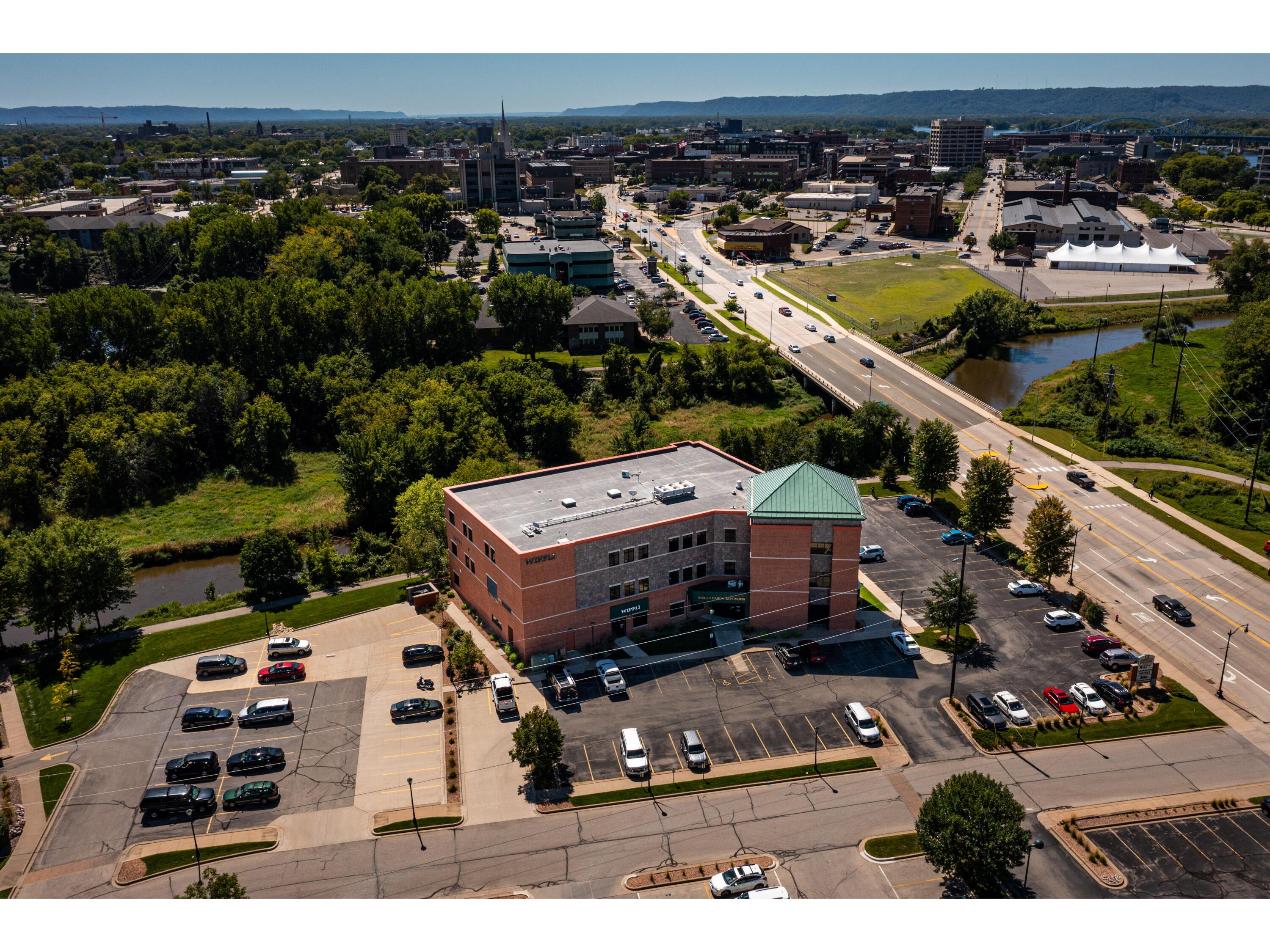 2 Copeland #301 La Crosse WI 54603 1890392 image29