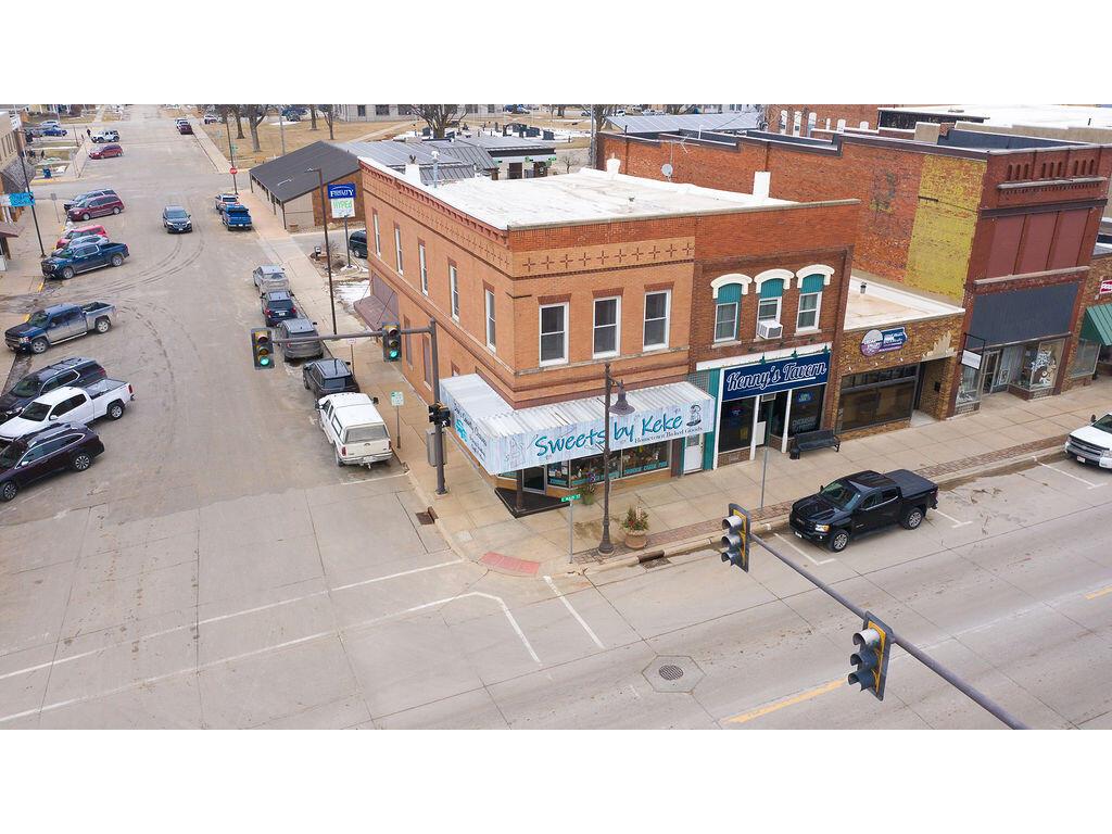 2 E Main New Hampton IA 50659 1950095 image23
