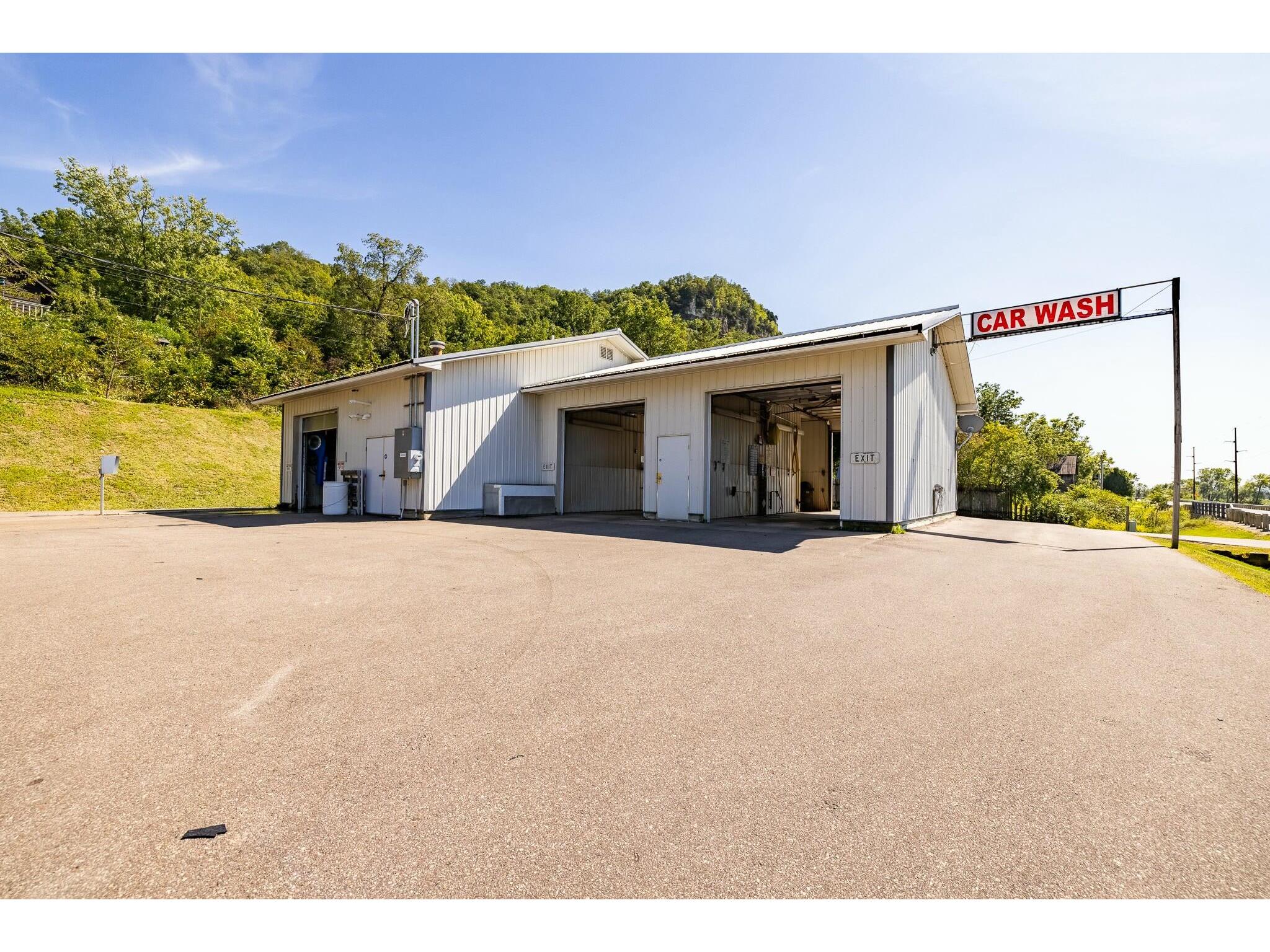 200 N State Road 35 Alma WI 54610 1913103 image2