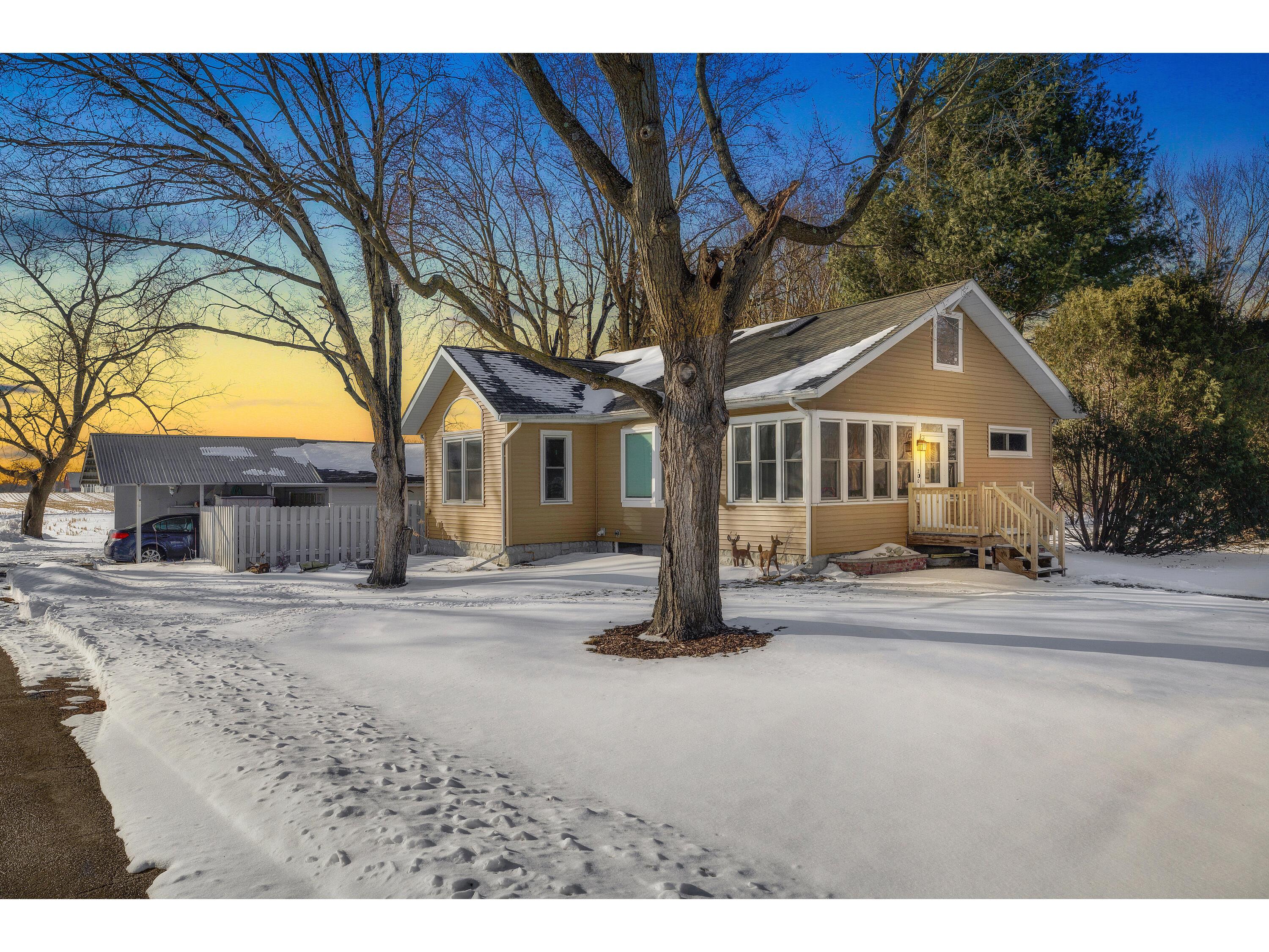 200 Oak Rockland WI 54653 1826082 image1