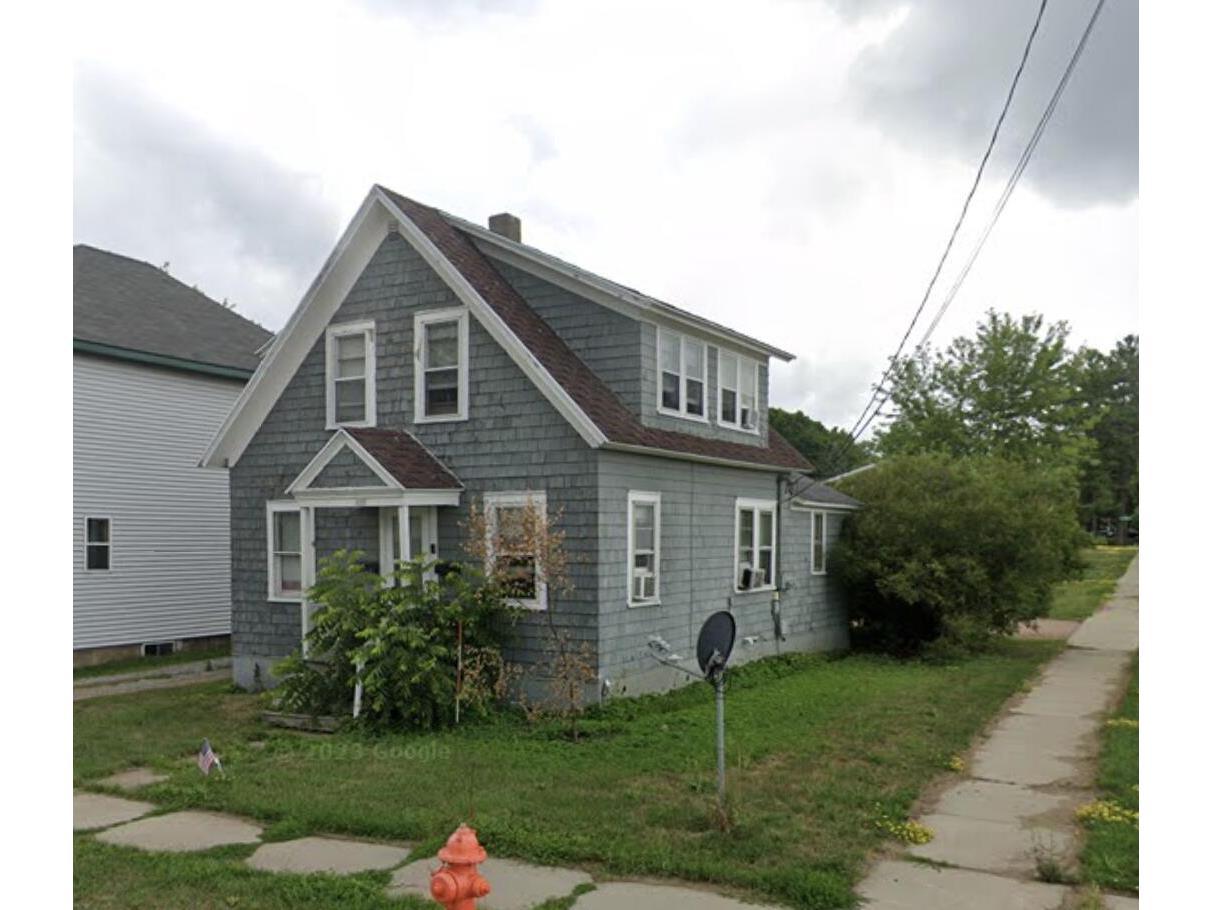 200 S Peach Marshfield WI 54449 1946054 image1