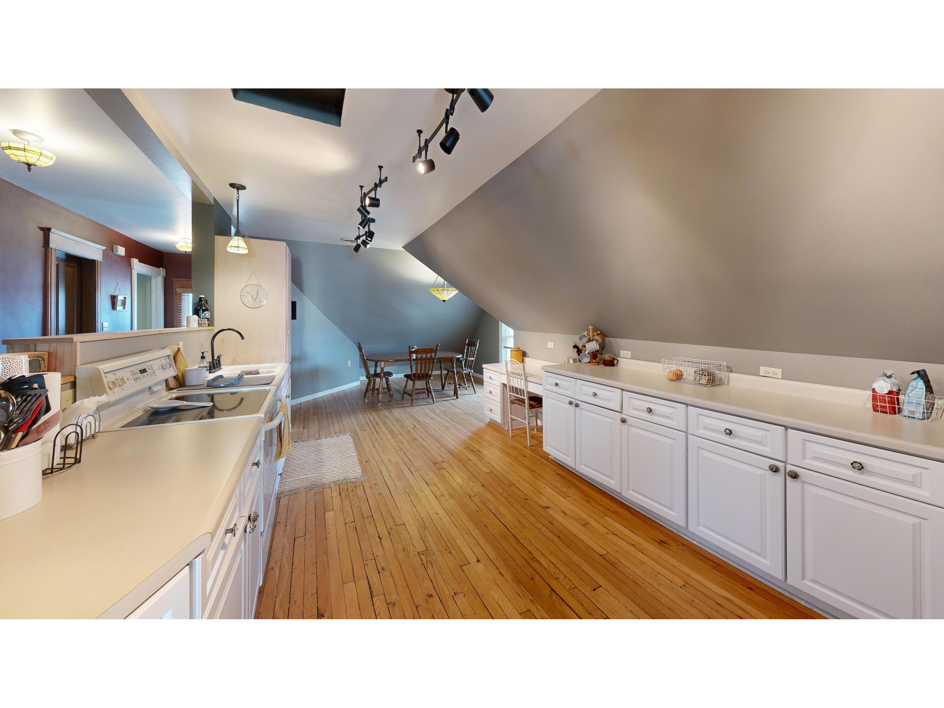 200 W State Westby WI 54667 1948052 image110