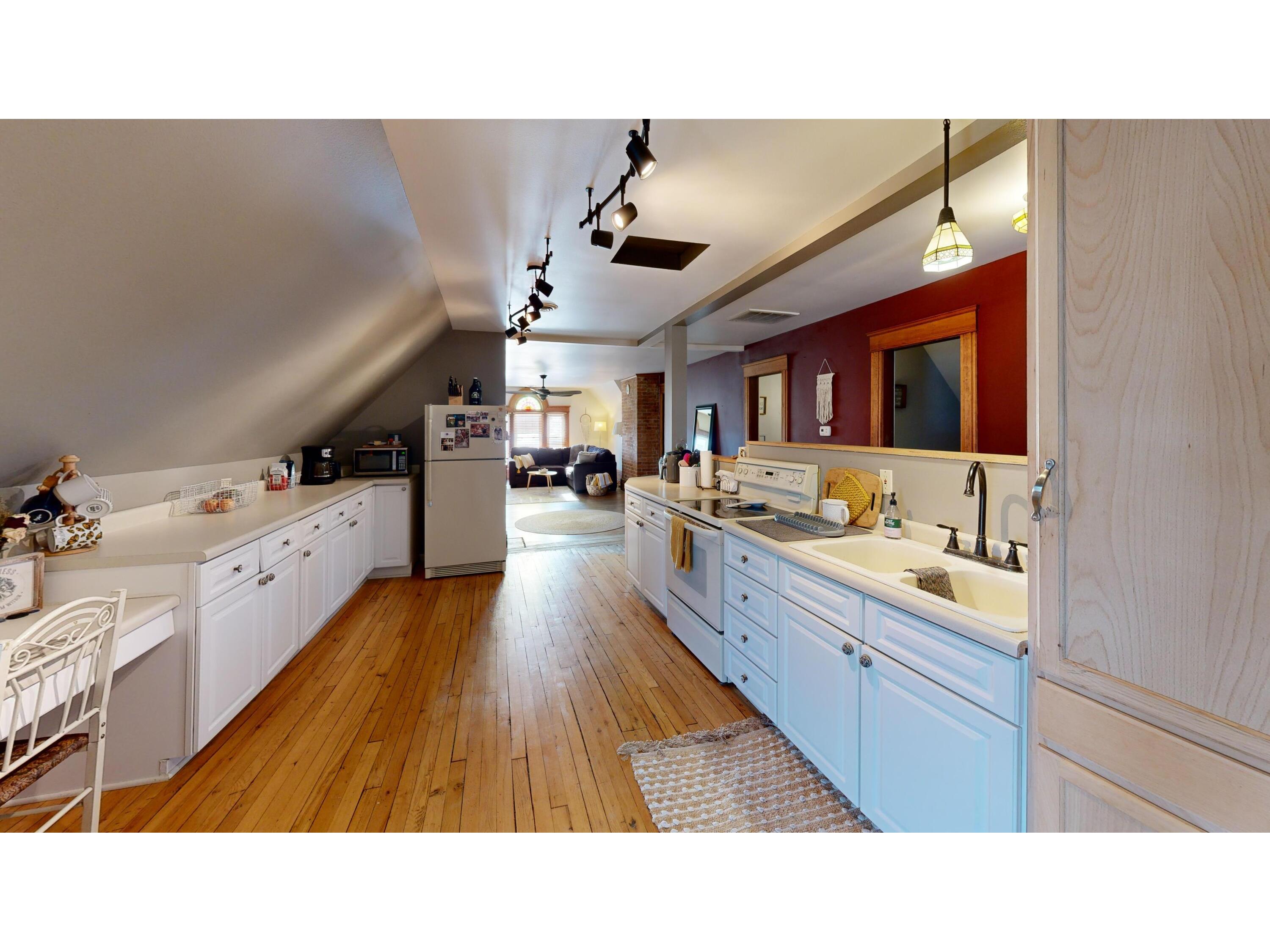 200 W State Westby WI 54667 1948052 image111