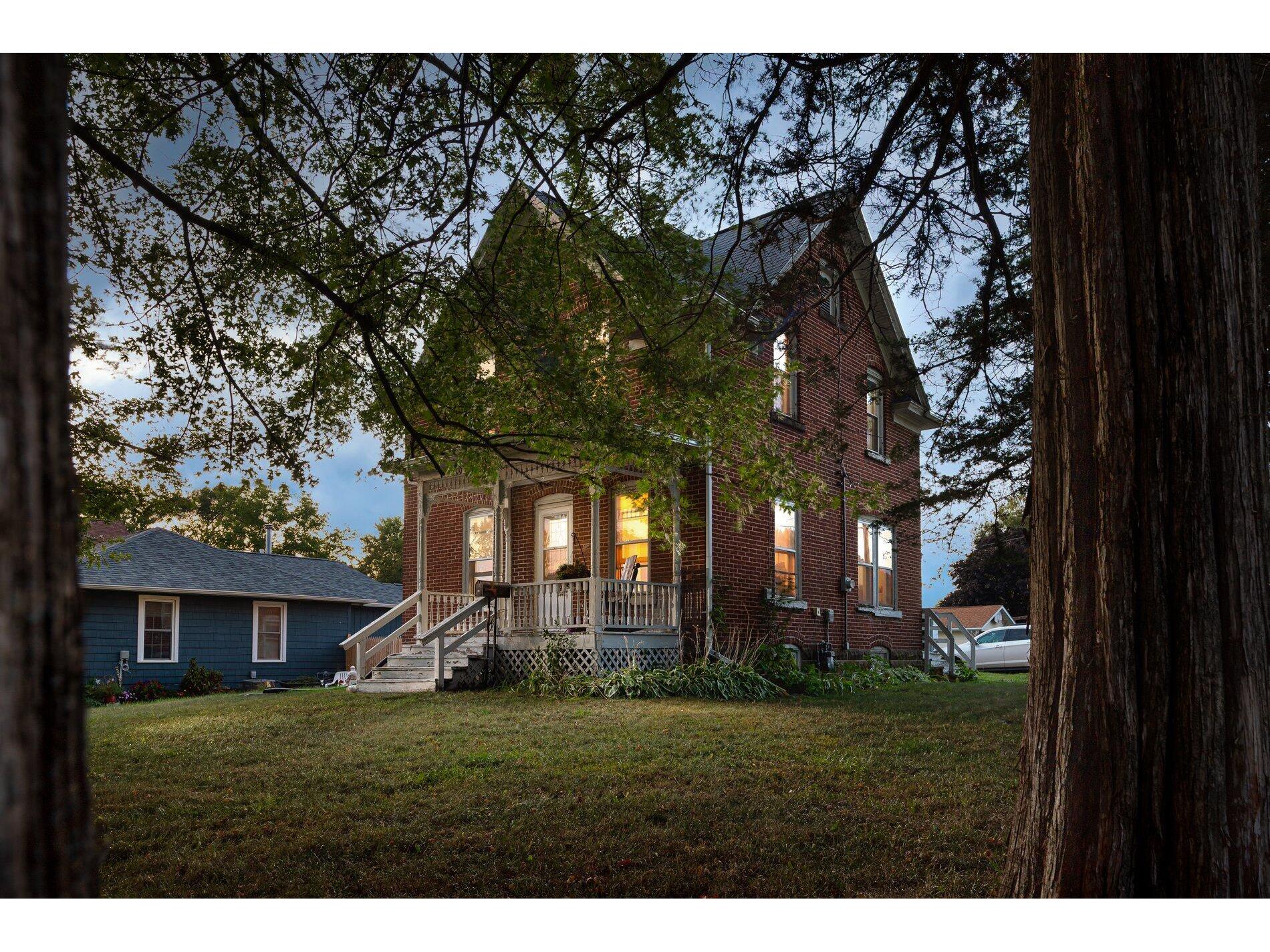 200 Washington Westby WI 54667 1850258 image1
