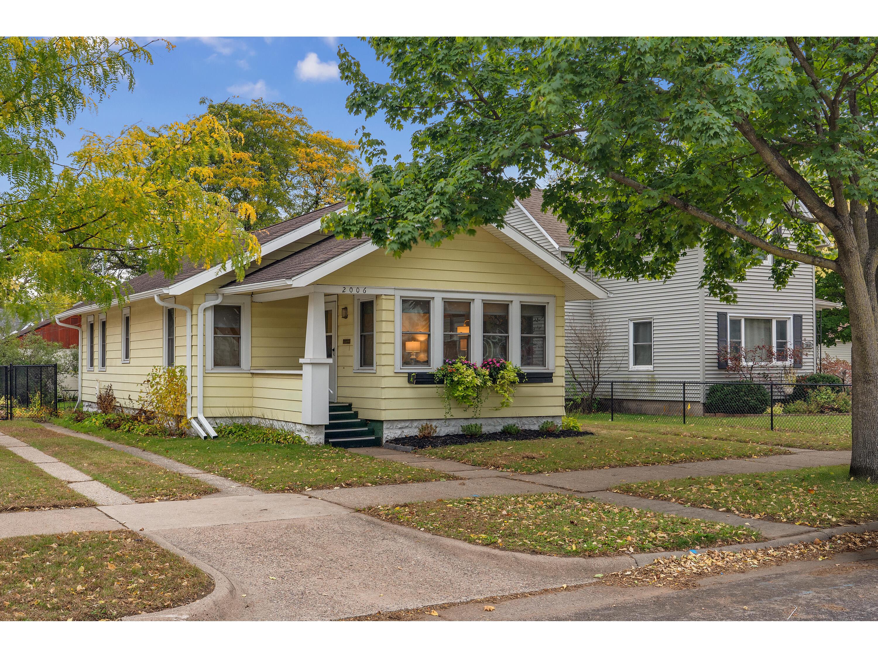 2006 Wood La Crosse WI 54603 1940139 image1