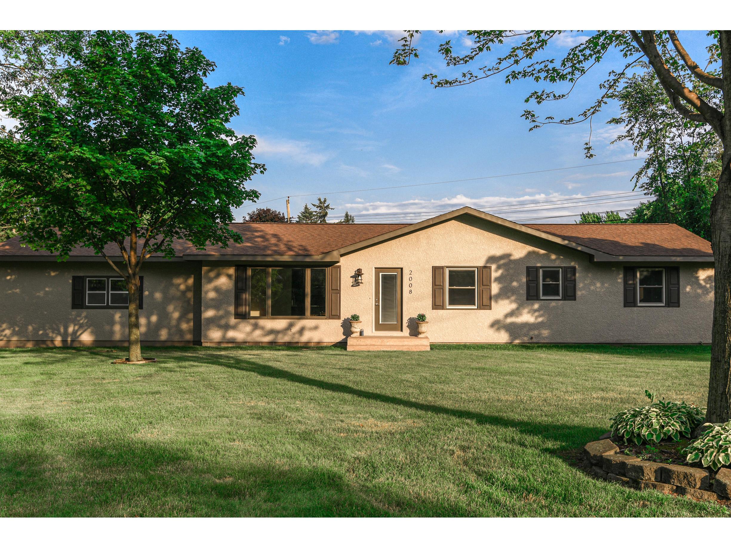 2008 Lakeshore Dr, Campbell, WI 54603 MLS 1747292 Edina Realty