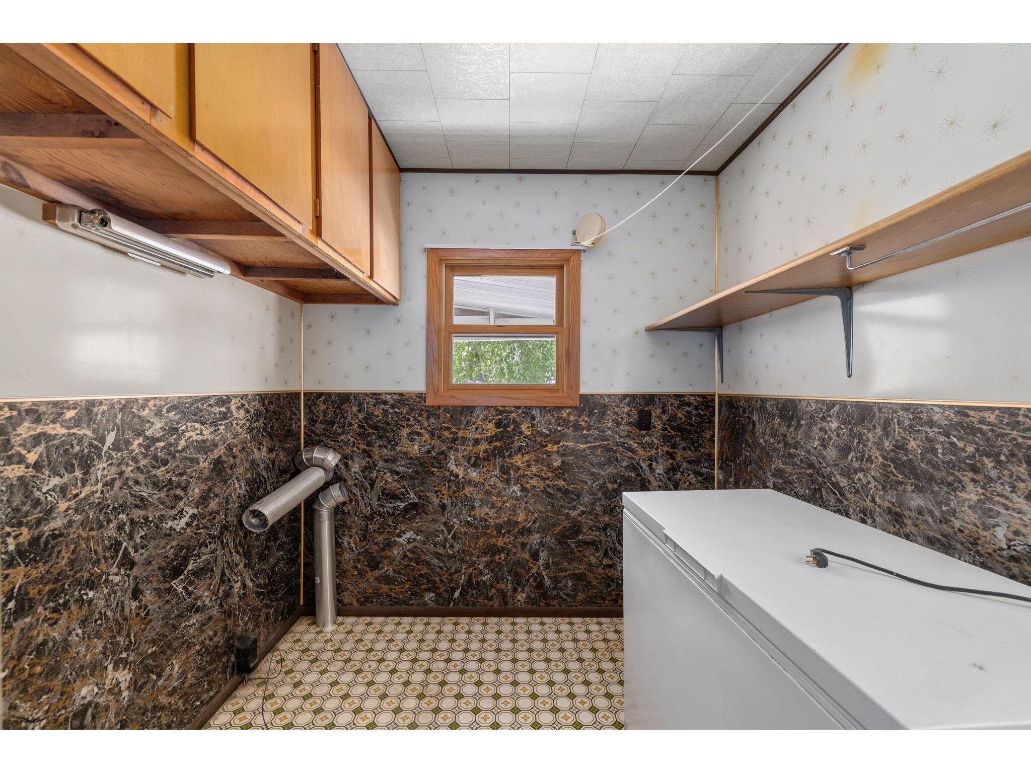 201 W Hogg Melrose WI 54642 1964504 image8