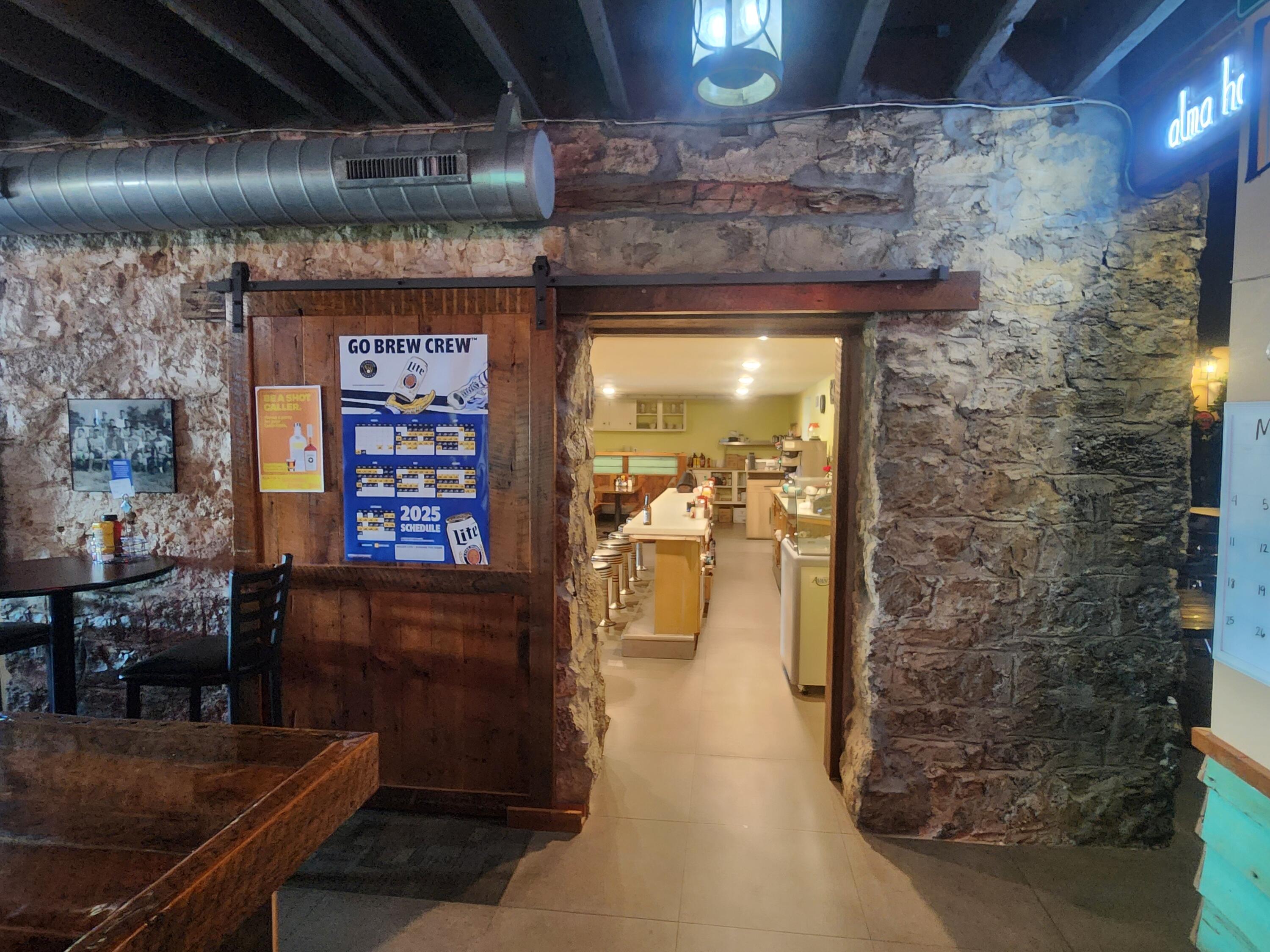 201 N Main Alma WI 54610 1921476 image5