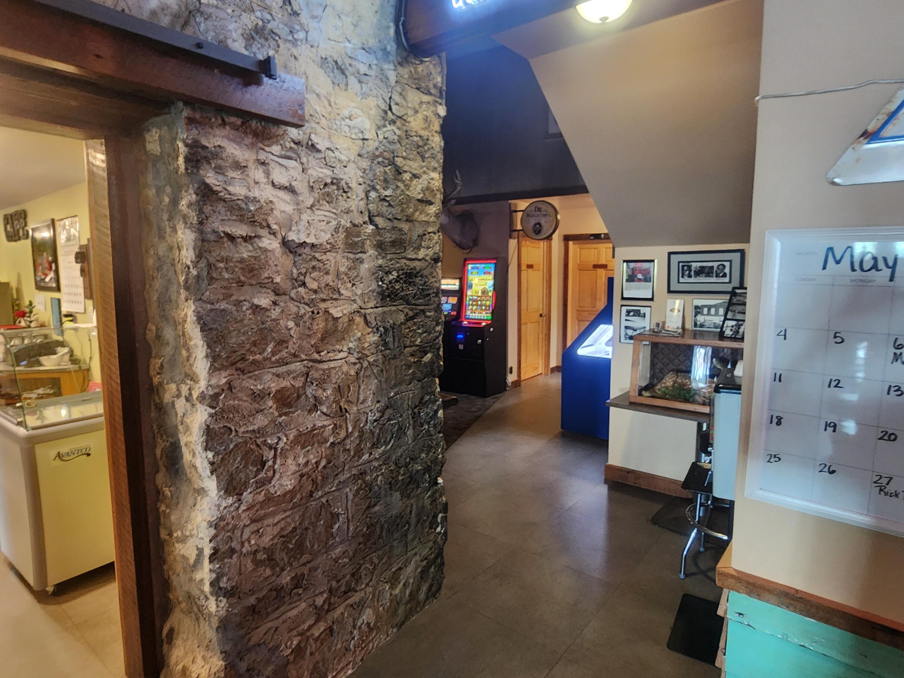 201 N Main Alma WI 54610 1921476 image8