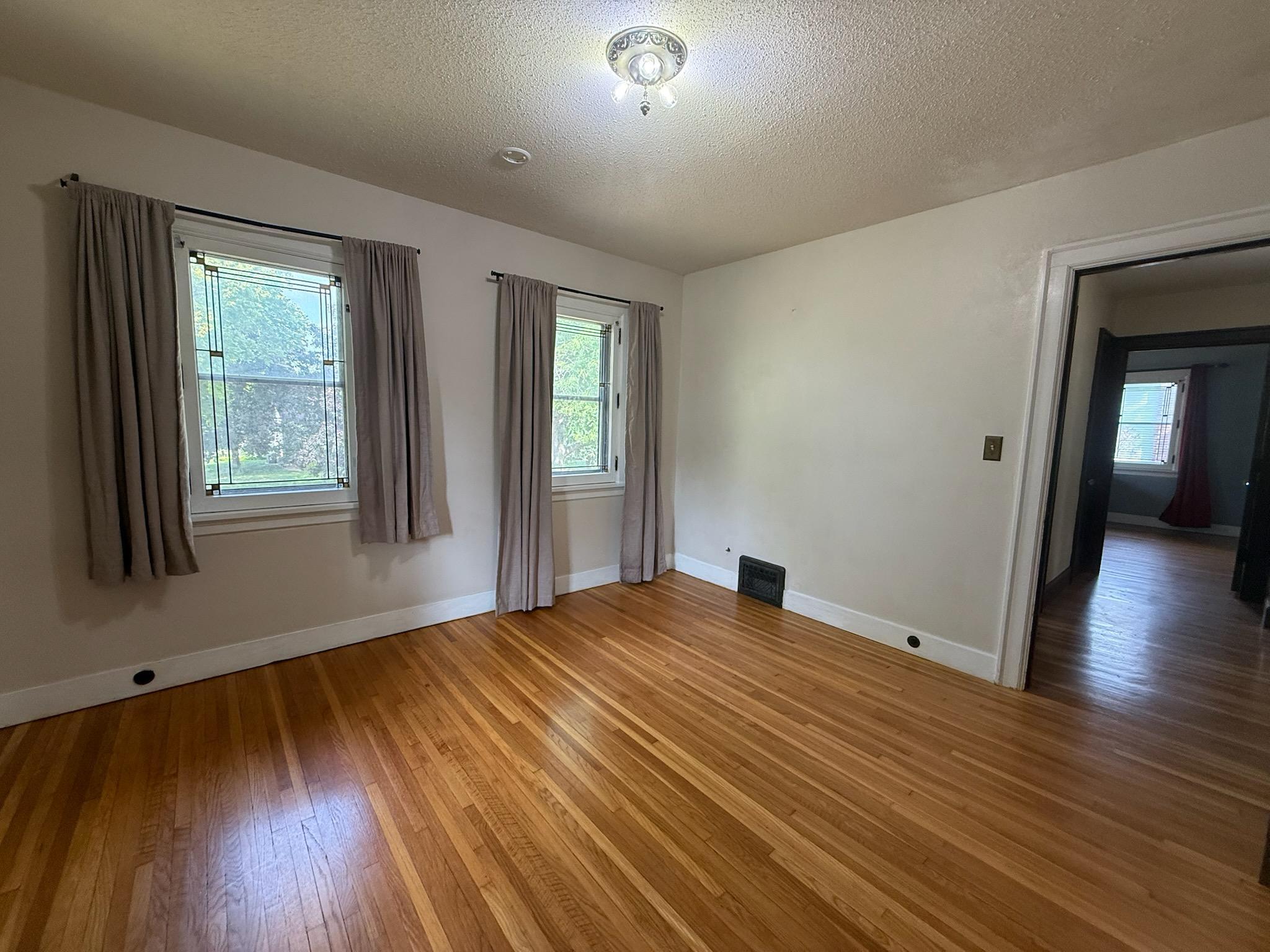 2010 Main La Crosse WI 54601 1950086 image19